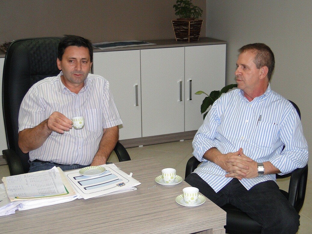 Eskudlark tem encontro com lideranças de Planalto Alegre