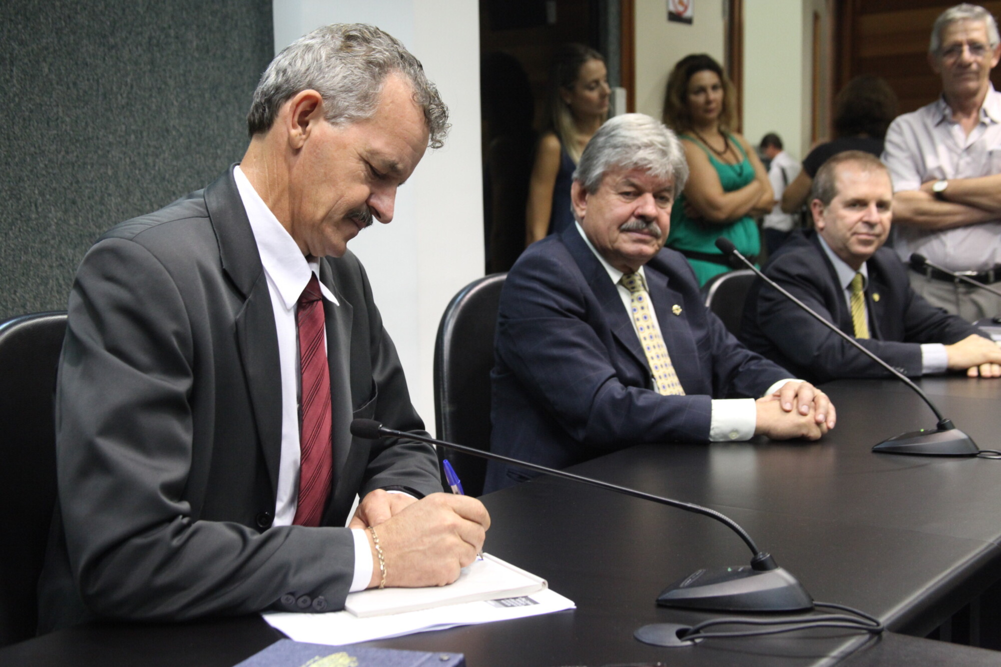 Comissão de Pesca é instalada e elege Dirceu Dresch para a presidência