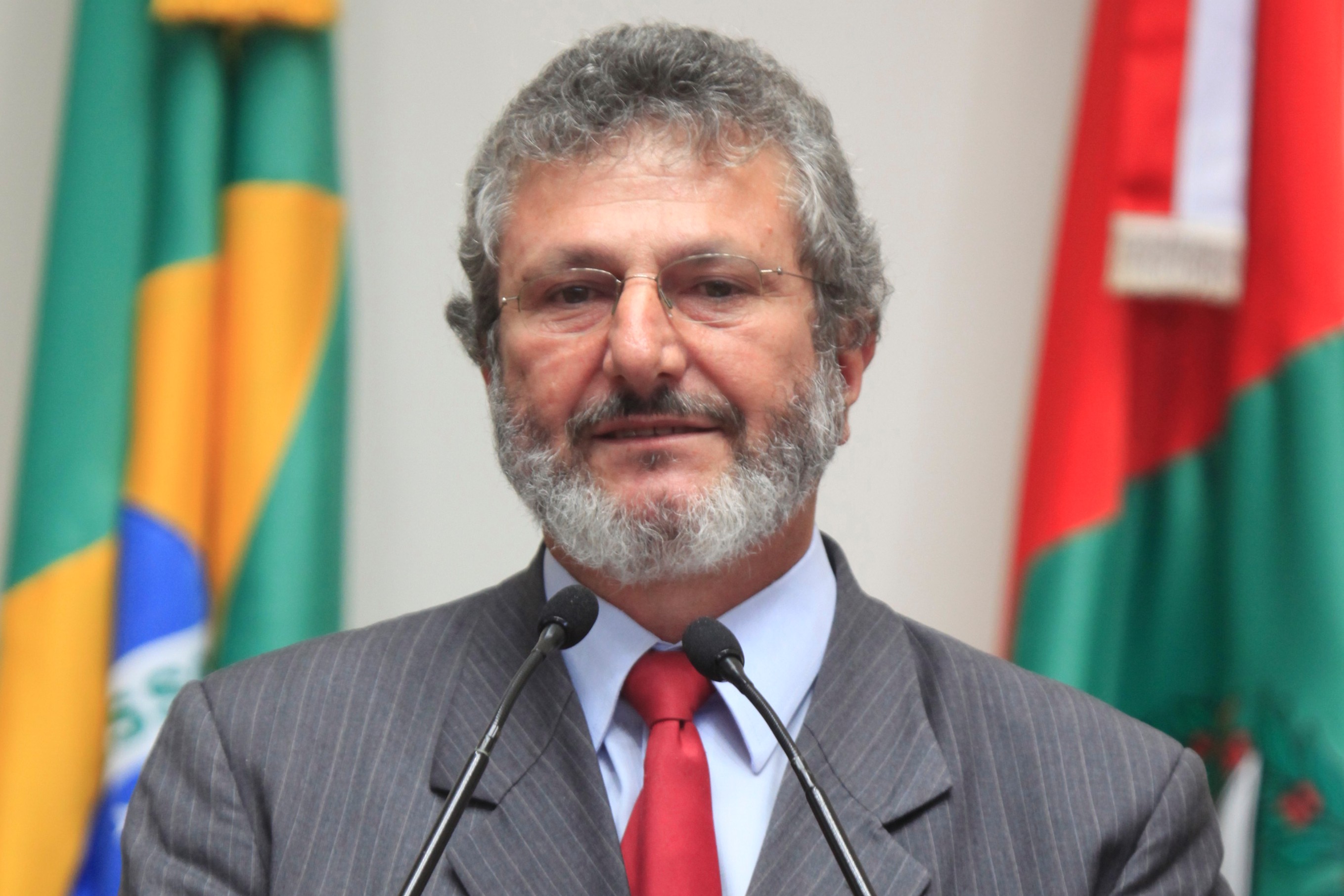 Sessão Ordinária - Plenário Osni Régis - Deputado Padre Pedro Baldissera (PT) - Foto: Carlos Kilian