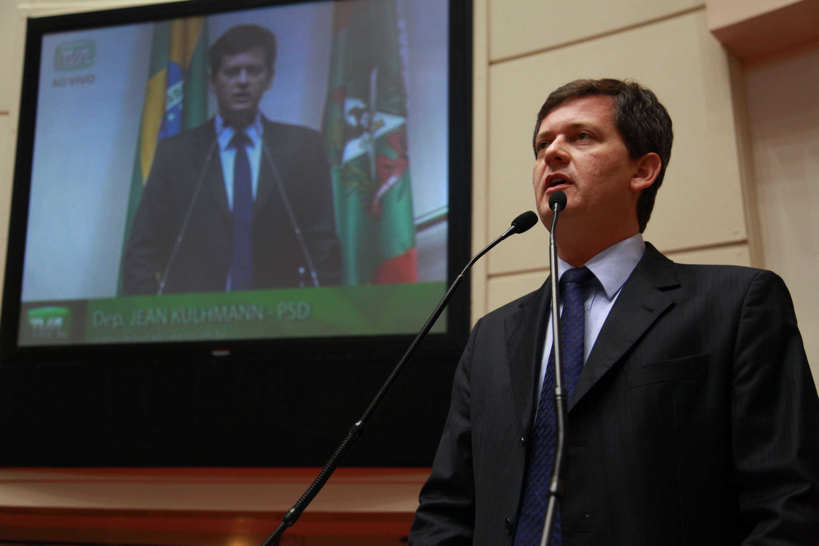 Sessão Ordinária - Plenário Osni Régis - Deputado Jean Kuhlmann (PSD) - Foto: Lucas Gabriel Diniz
