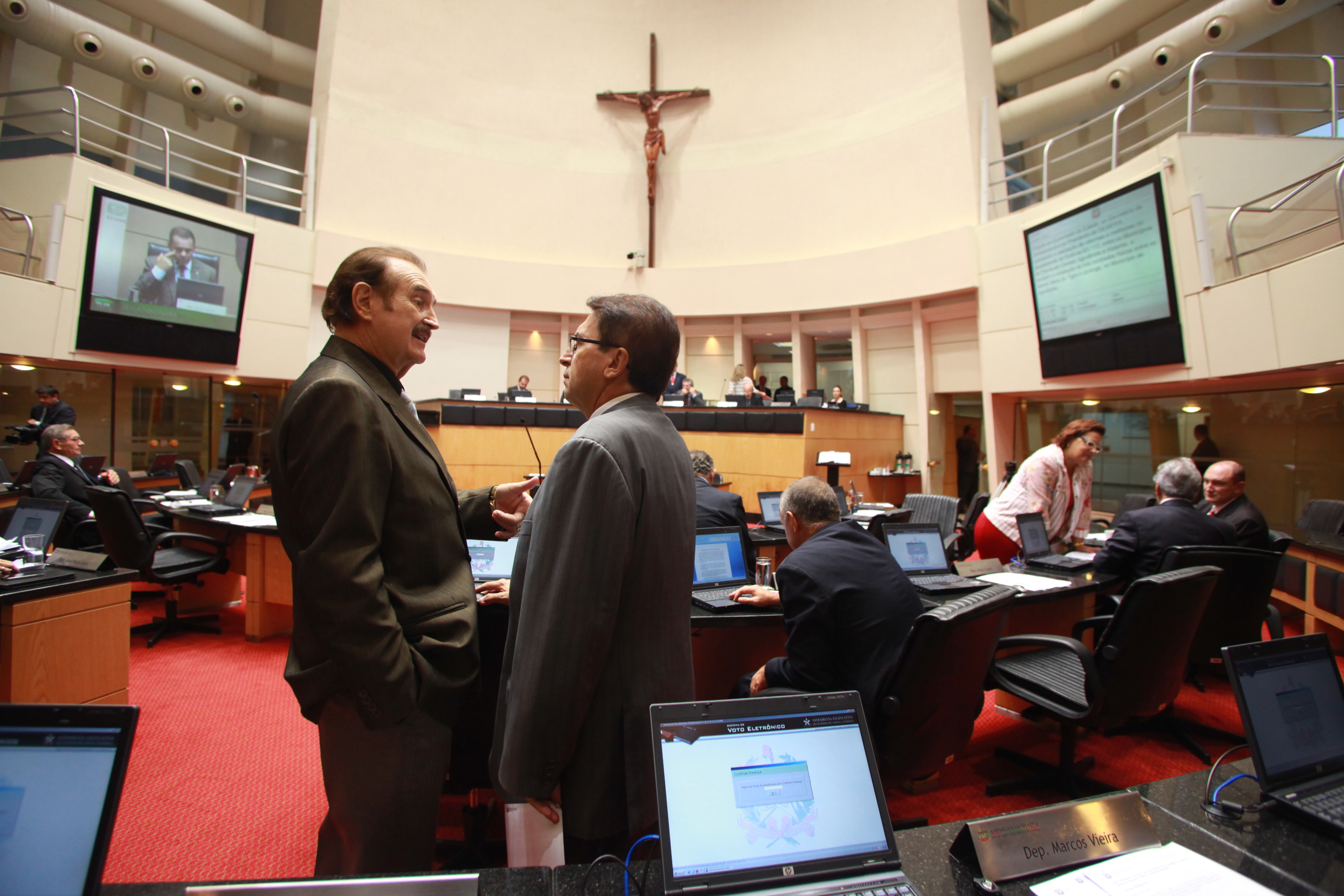 Sessão Ordinária - Plenário Osni Régis - Foto: Lucas Gabriel Diniz
