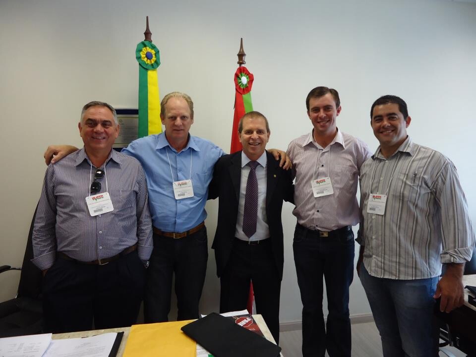 Deputado Mauricio Eskudlark (PSD) com os vereadores de Anchieta, Paulo, Eduardo, Ivo e Nego