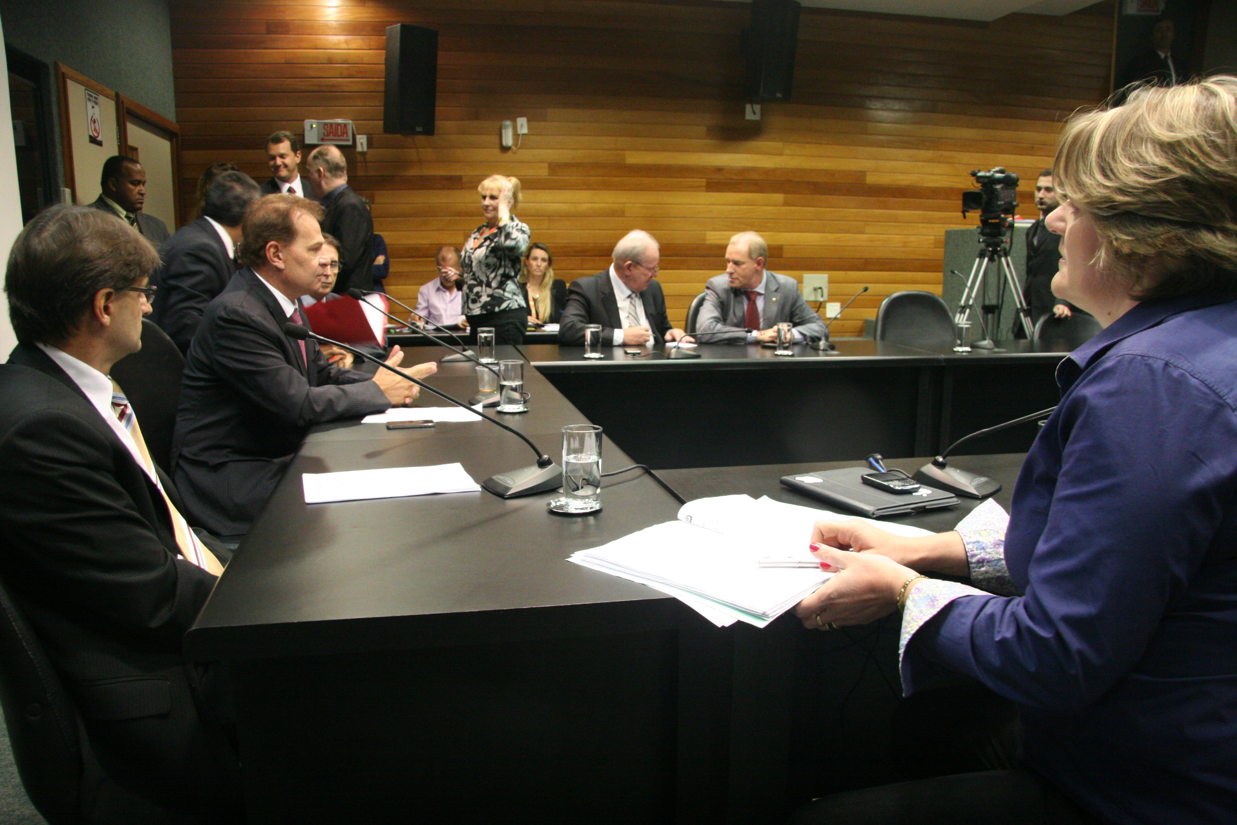 Reunião da Comissão de Finanças. Fotos: Eduardo Guedes de Oliveira