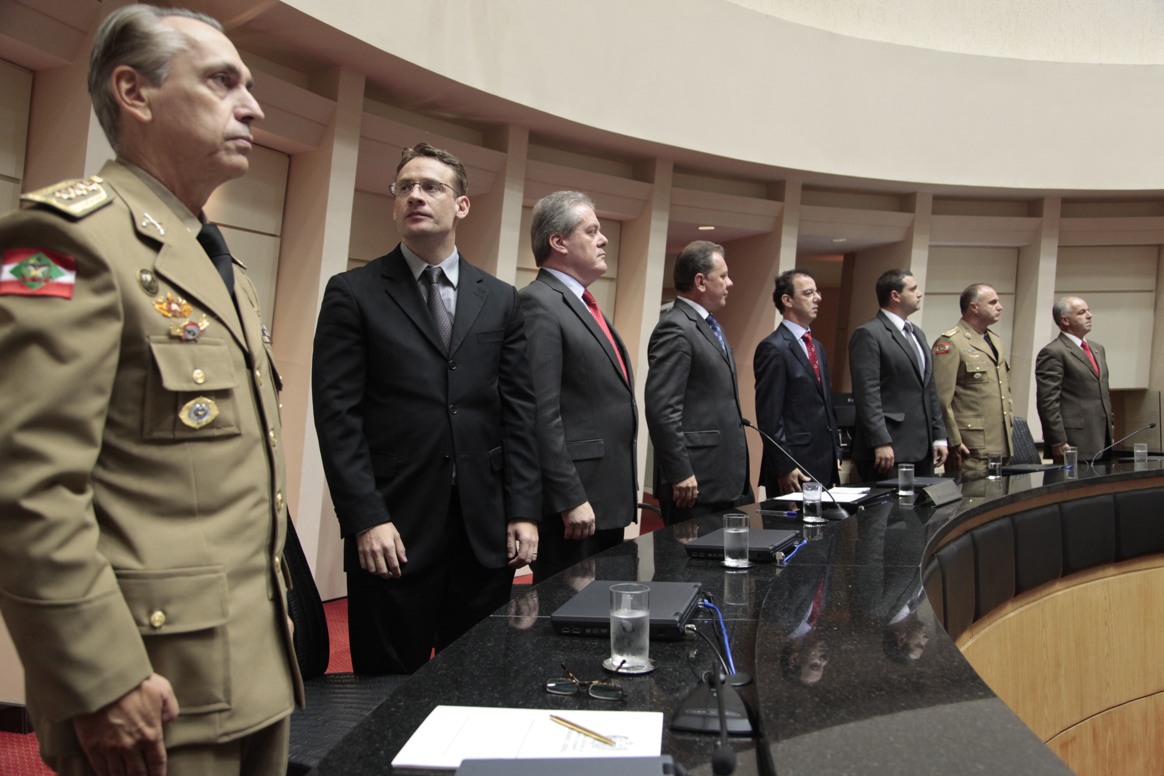 Sessão em Homenagem ao Programa Educacional de Resistência às Drogas e à Violencia PROERD                           Foto Carlos Kilian