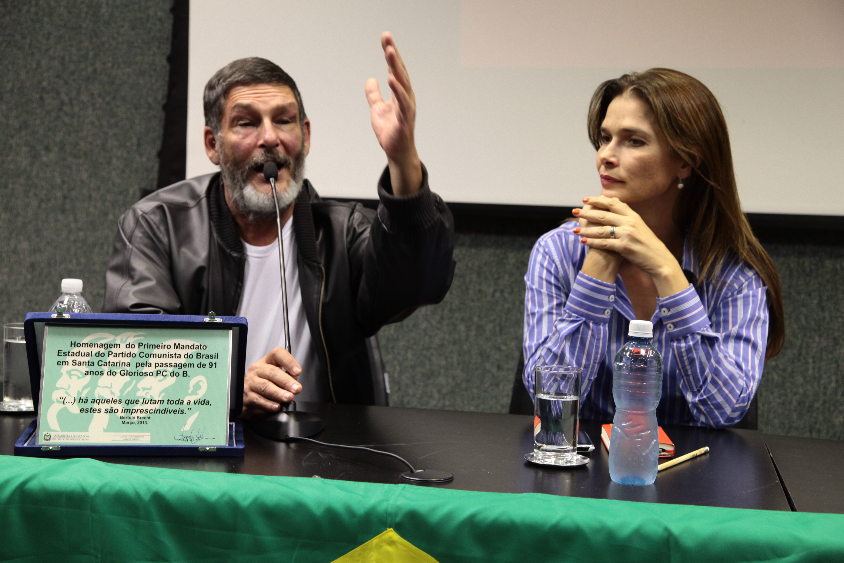Sessão Especial em homenagem aos 91 anos do Partido Comunista do Brasil - PCdoB. Foto: Miriam Zomer
