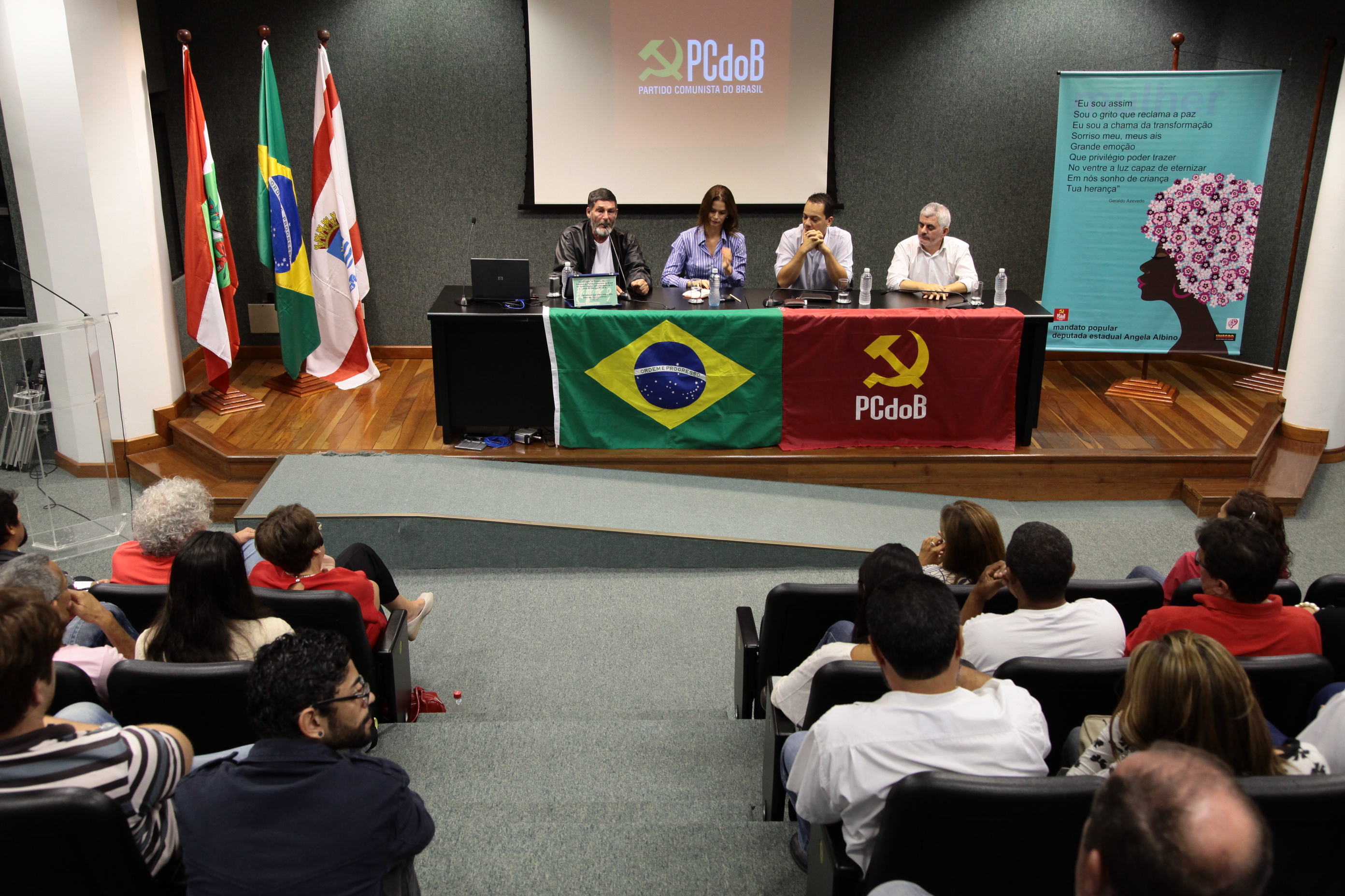 Sessão Especial em homenagem aos 91 anos do Partido Comunista do Brasil - PCdoB. Foto: Miriam Zomer
