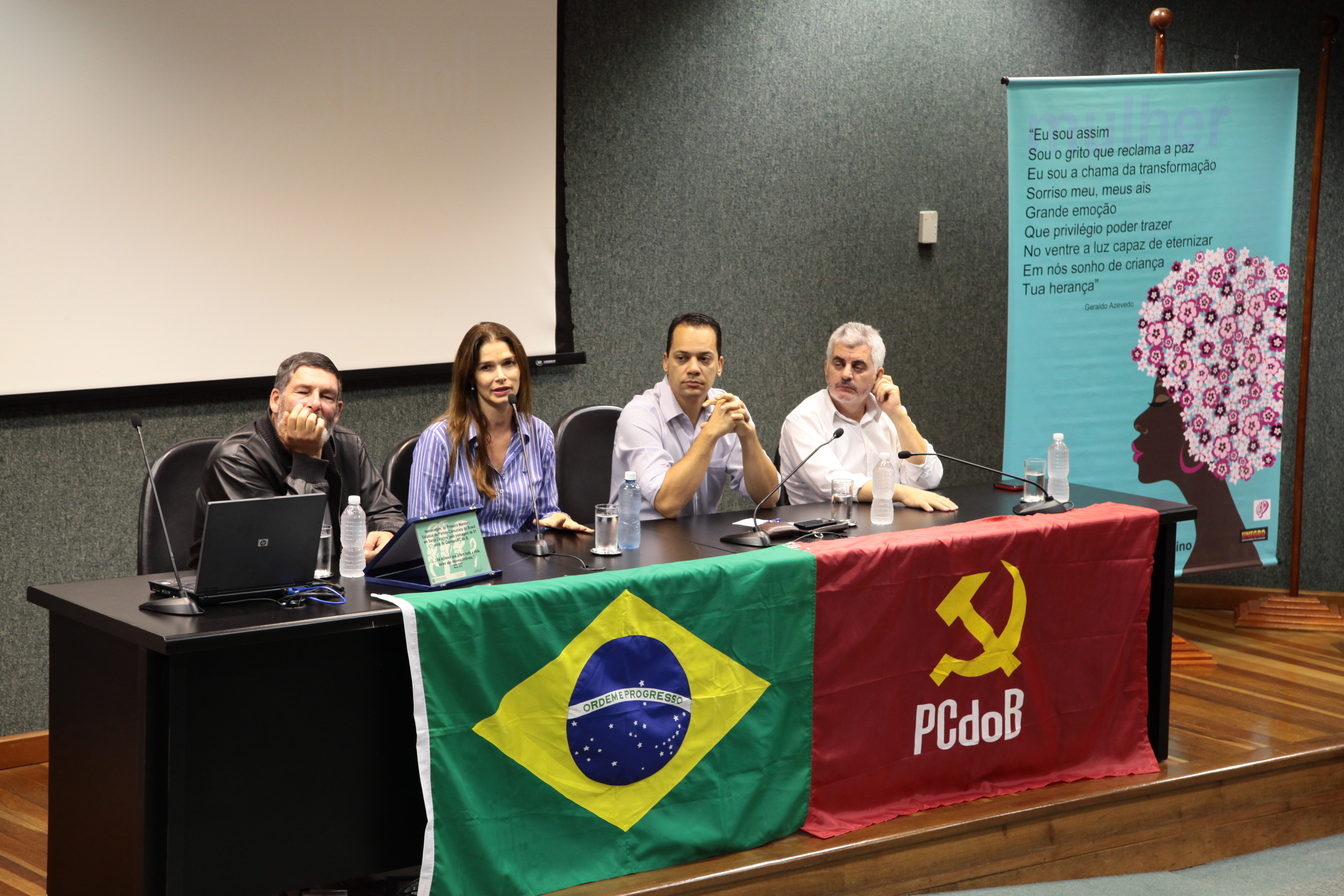 Sessão Especial em homenagem aos 91 anos do Partido Comunista do Brasil - PCdoB. Foto: Miriam Zomer
