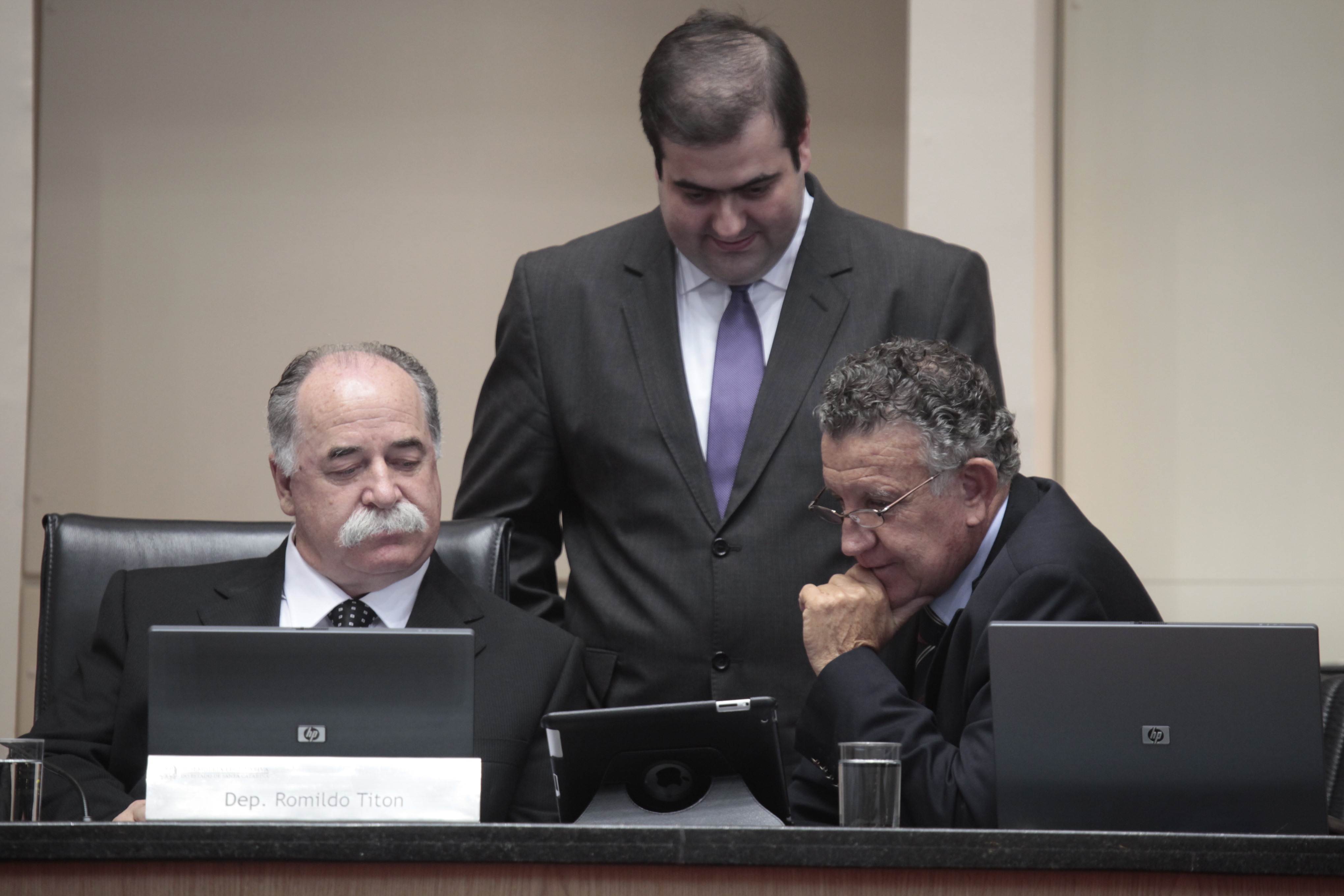 Sessão Ordinária - Plenário Osni Régis - Foto: Carlos Kilian