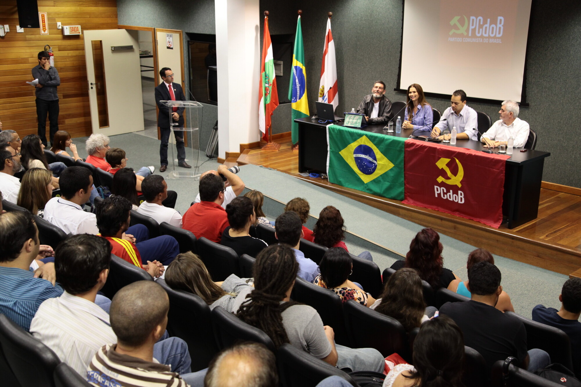 Aniversário de 91 anos do PCdoB é comemorado em ato solene na Assembleia