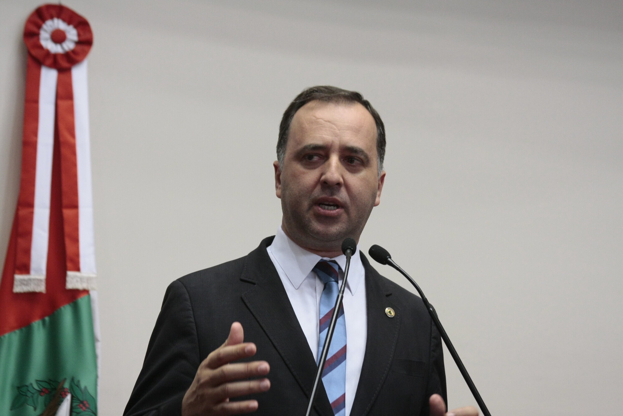 Kennedy Nunes representa a Assembleia em missão nos EUA