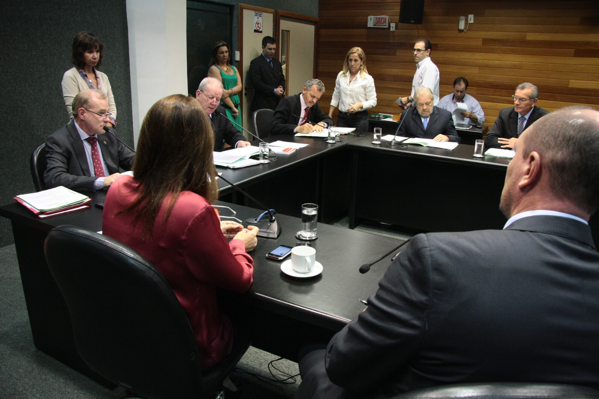 Comissão de Trabalho é favorável à criação do programa Pró-Egresso