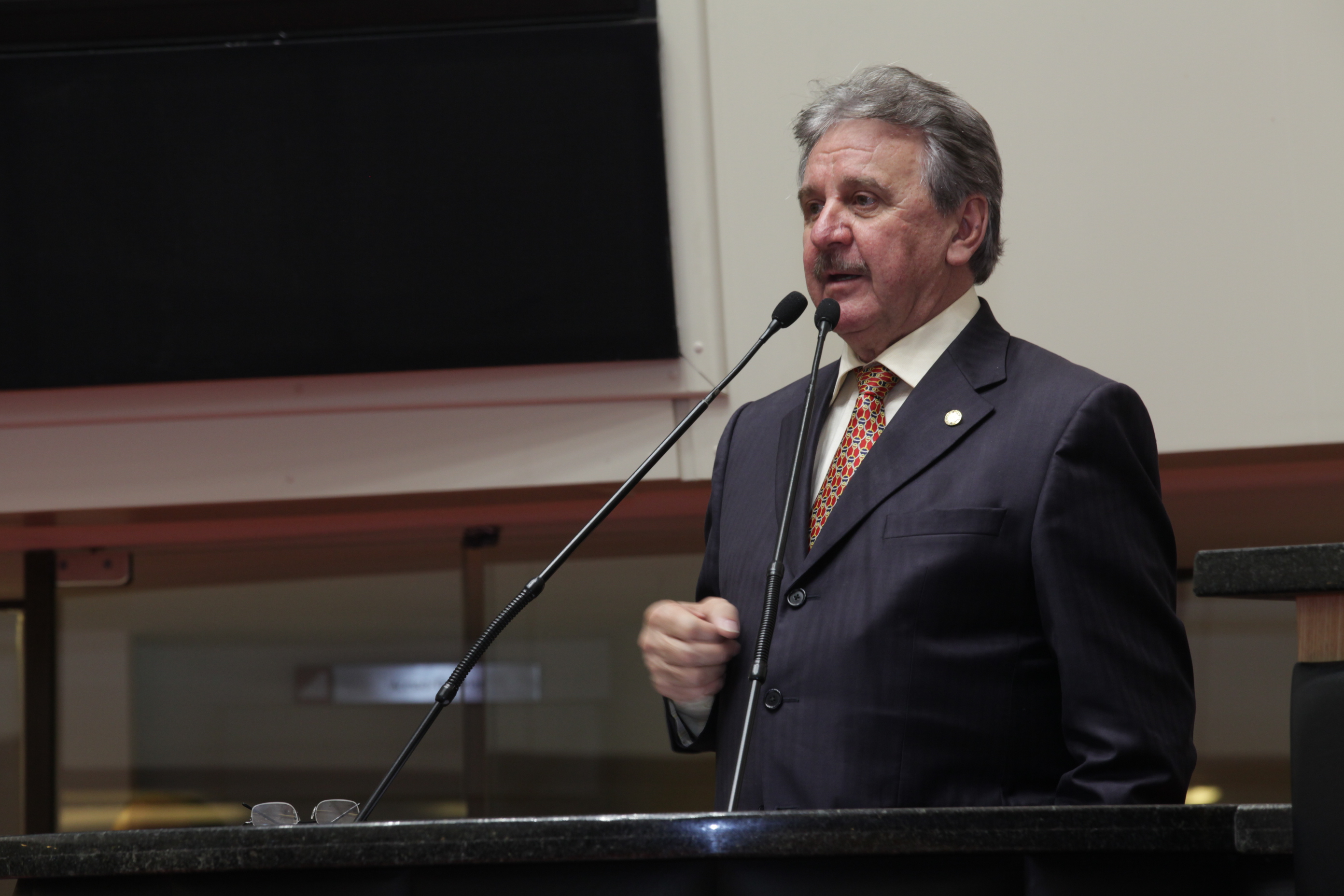 Sessão Ordinária Plenário Osni Régis. Deputado Moacir Sopelsa (PMDB)