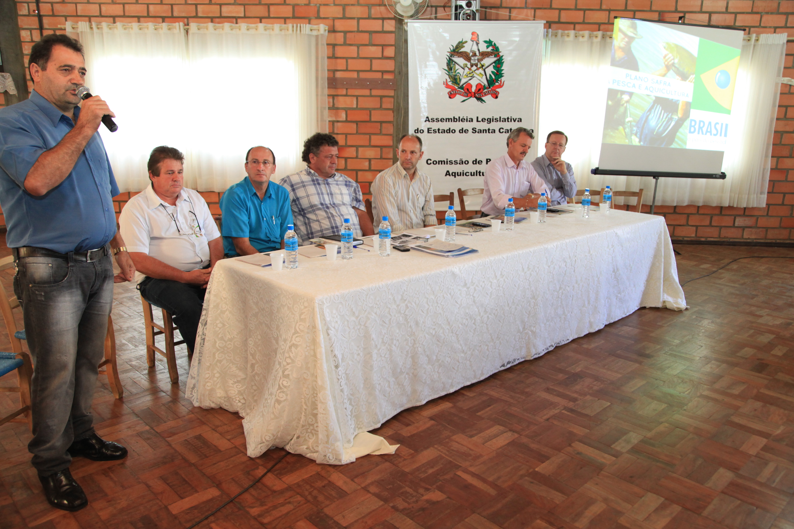 Comissão de Pesca e Aquicultura da Assembleia Legislativa realiza na cidade de São Lourenço do Oeste, o seminário regional para debater o Plano Safra Pesca e Aqüicultura. Foto: Miriam Zomer