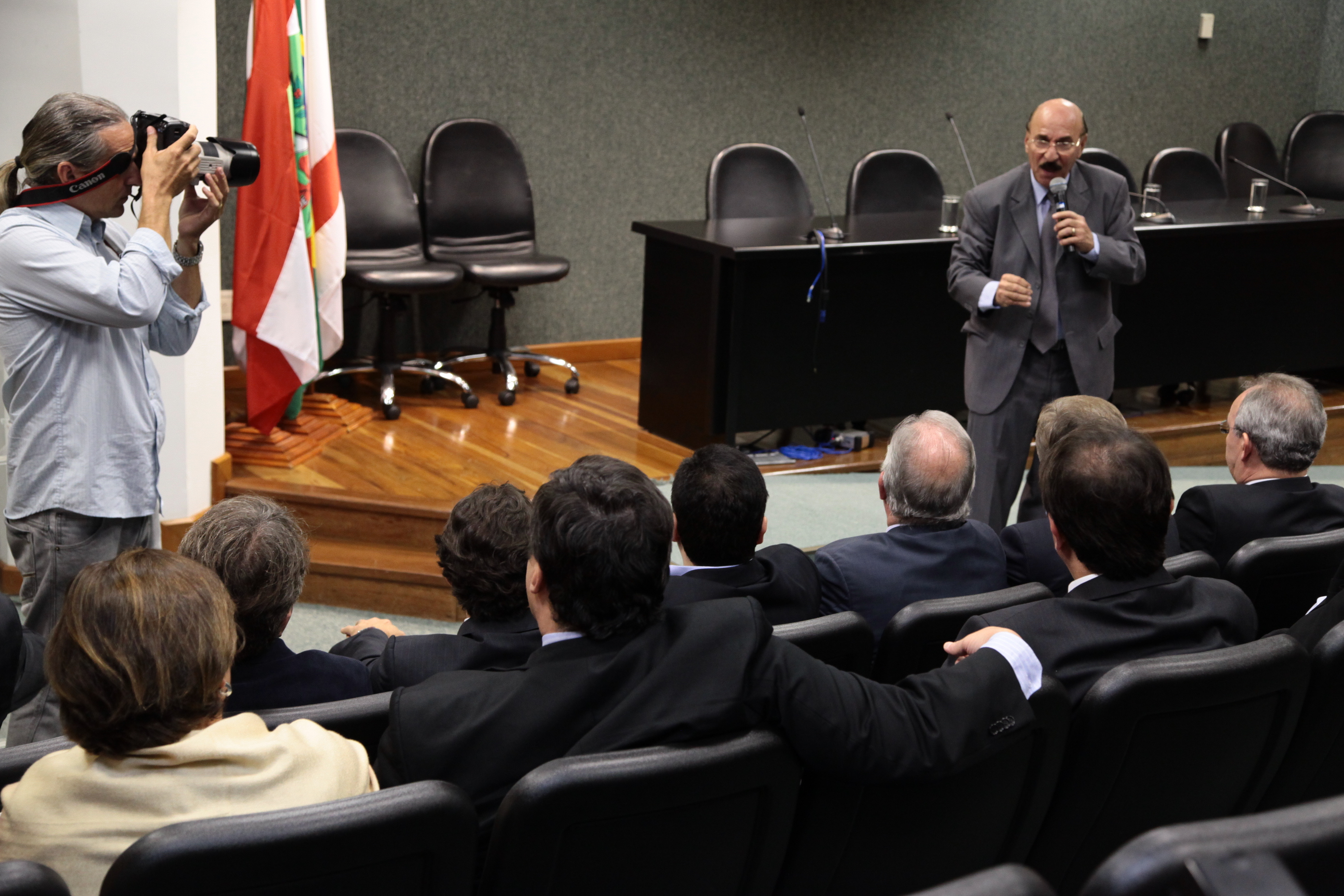 Audiência sobre o Centro de Inovação de Tubarão. Deputado Manoel Mota. Foto: Miriam Zomer