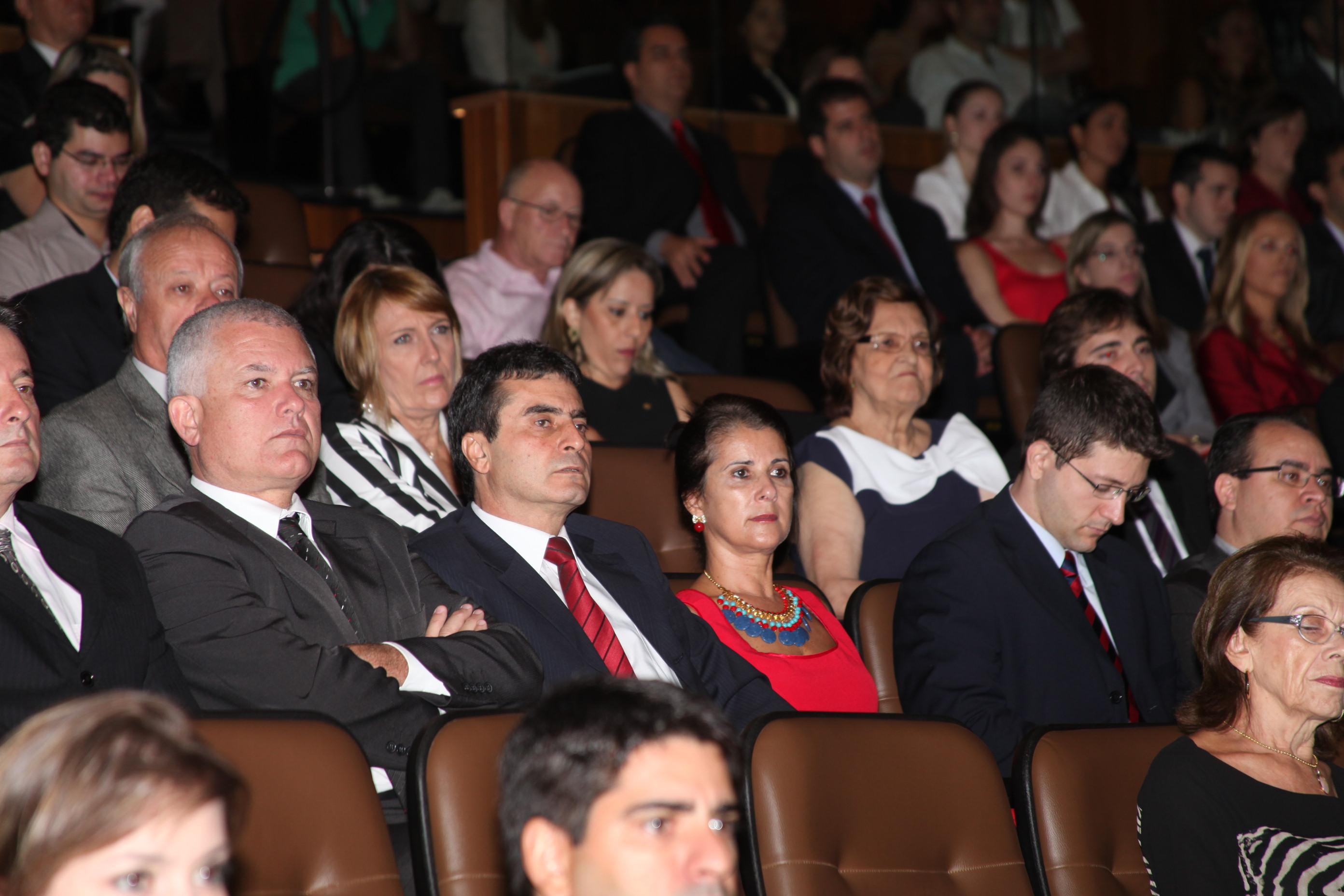 Governador Raimundo Colombo dá posse aos 40 defensores públicos de Santa Catarina. Foto: Fábio Queiroz