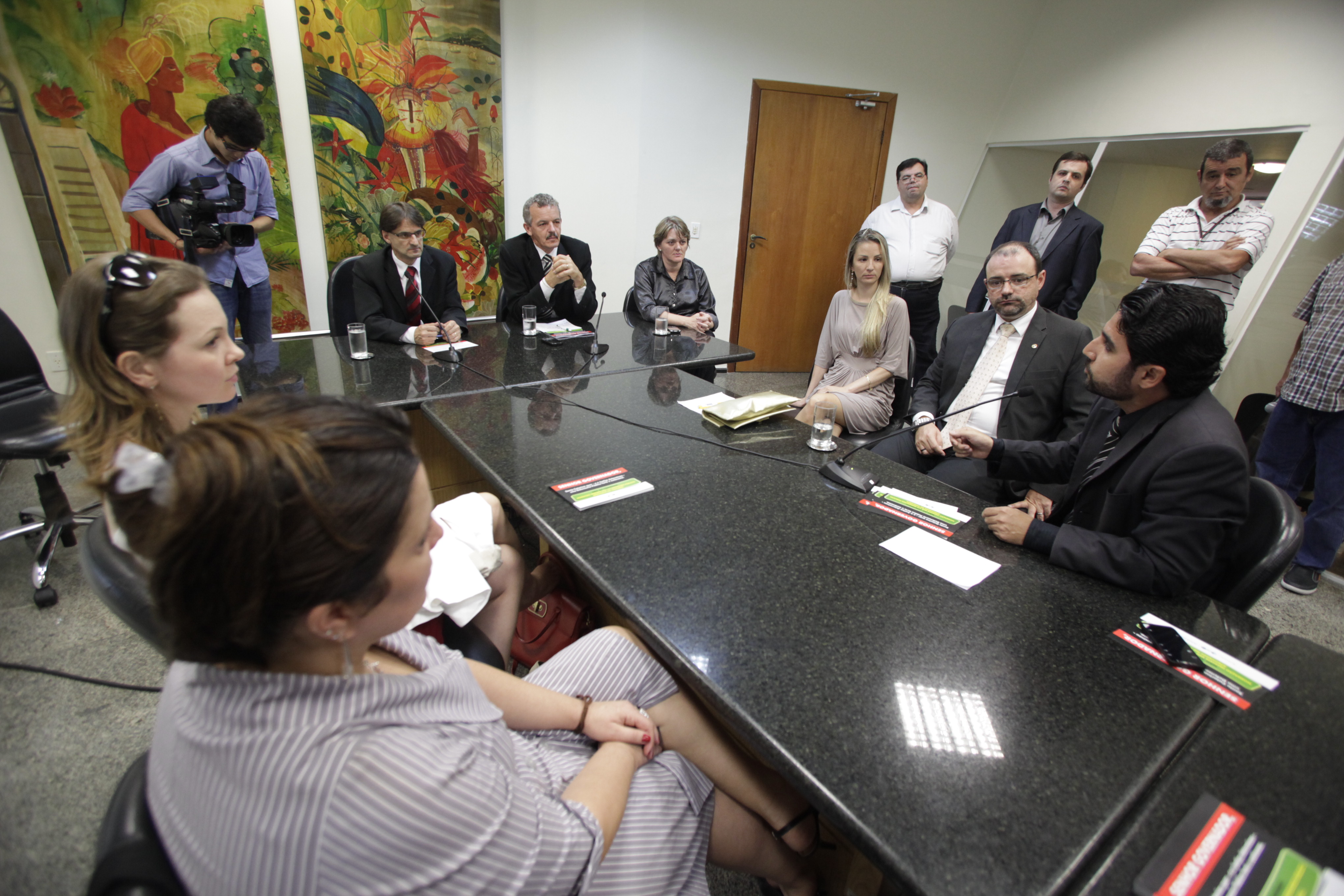 Defensores Públicos visitam o Parlamento Catarinense. Foto: Carlos Kilian