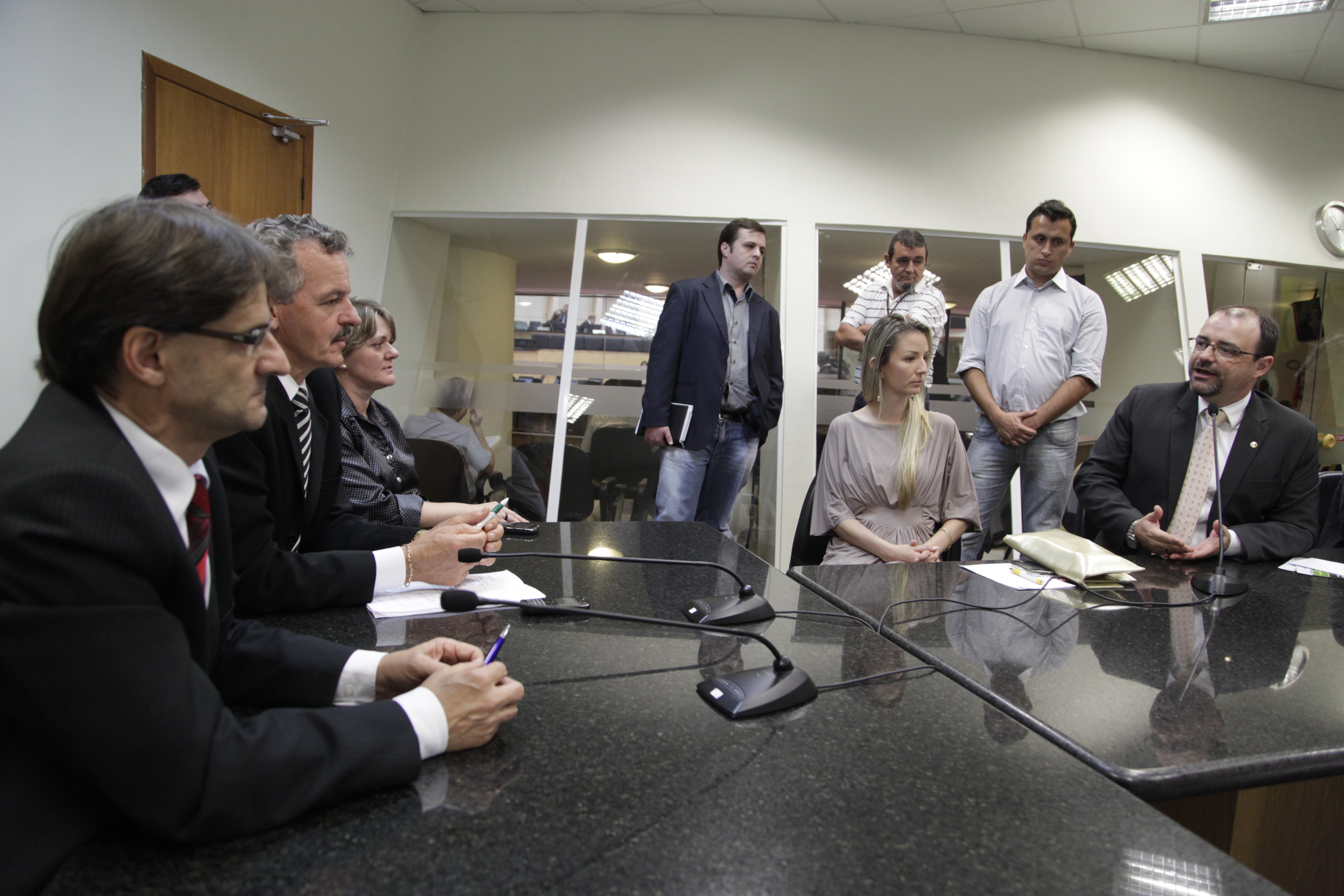 Defensores Públicos visitam o Parlamento Catarinense. Foto: Carlos Kilian