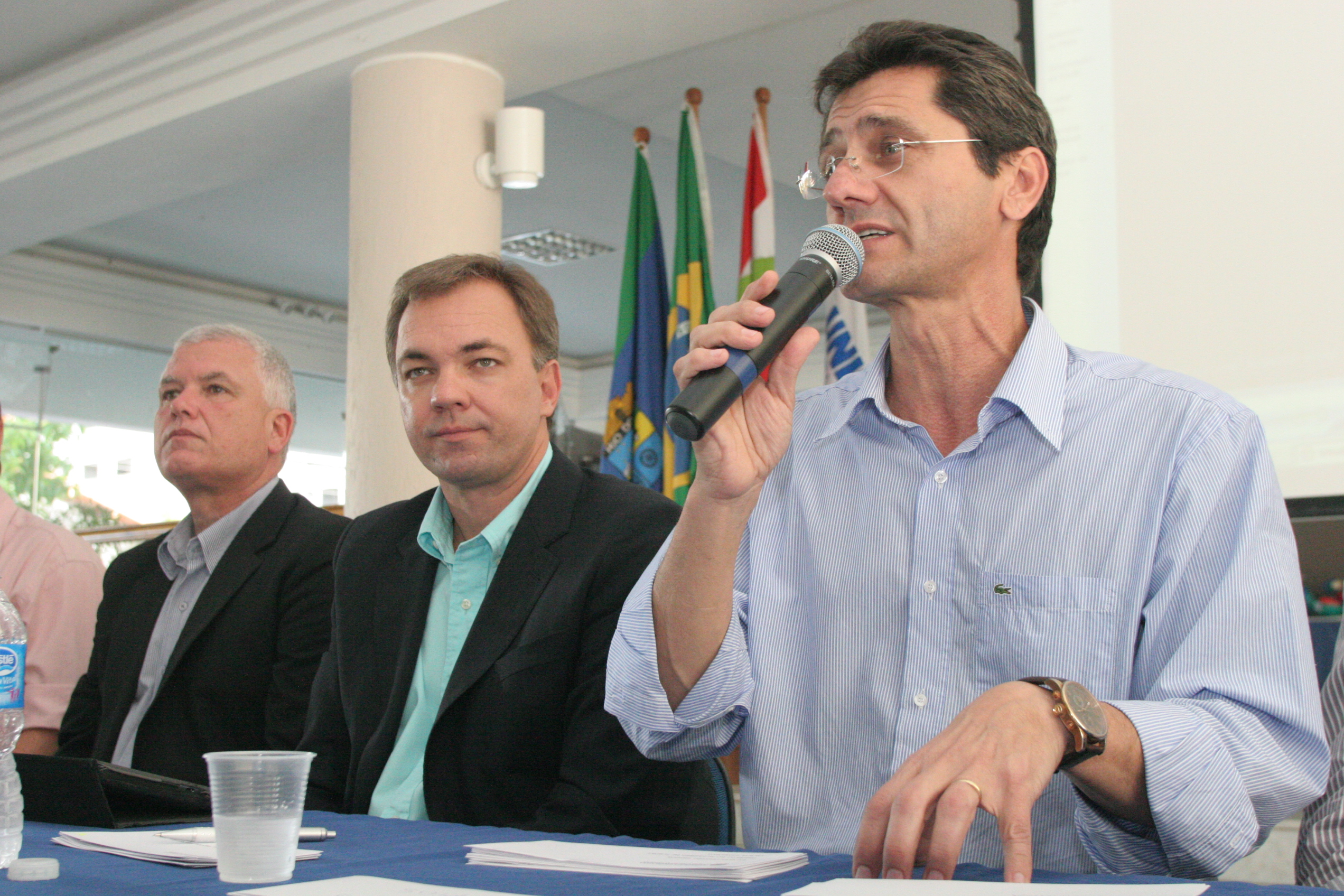 Encontro Regional Sobre os Desafios Ambientais do Alto Vale do Itajai- Açú em Rio do Sul   Foto Carlos Kilian