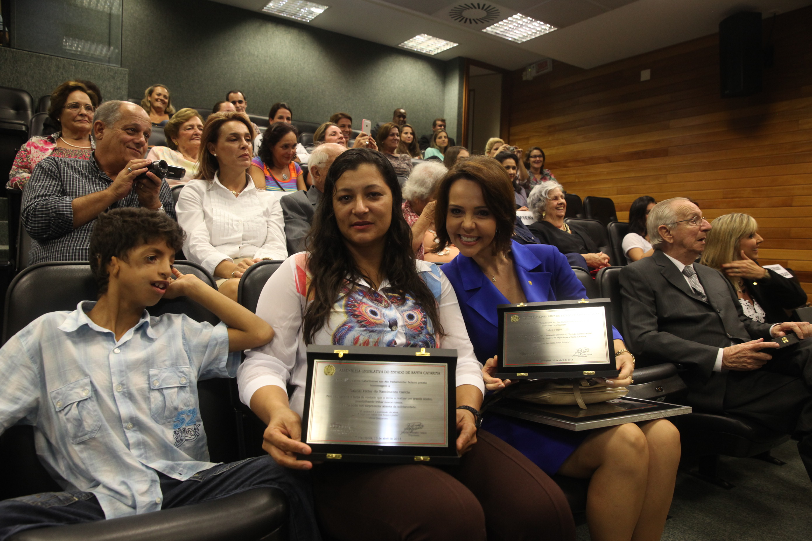 Ato Parlamentar Solene em homenagem ao odontólogo Felipe Damerau Ouriques