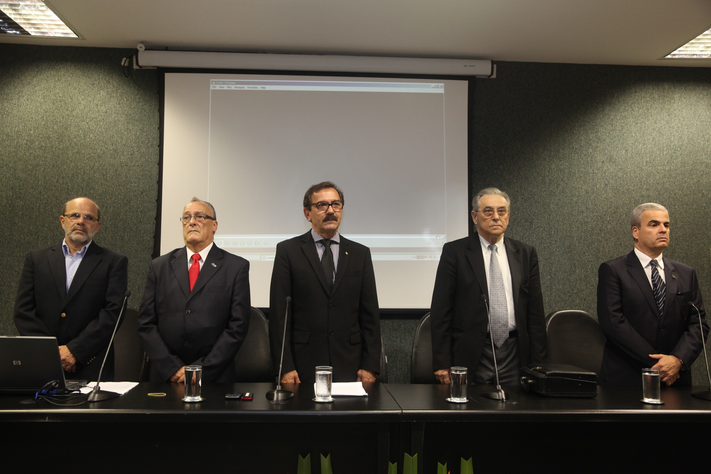 Ato Parlamentar Solene em homenagem ao odontólogo Felipe Damerau Ouriques