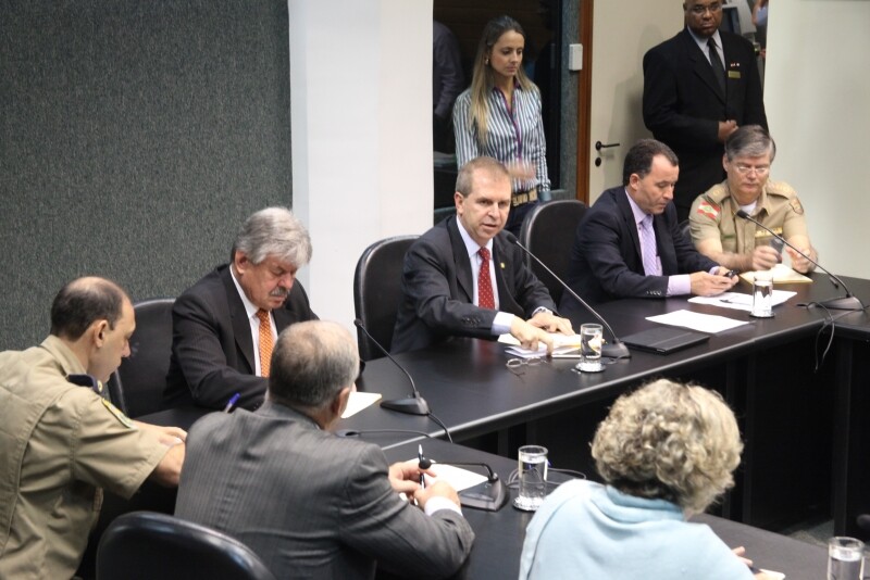 Comissão de segurança da Alesc discute roubo de cargas
