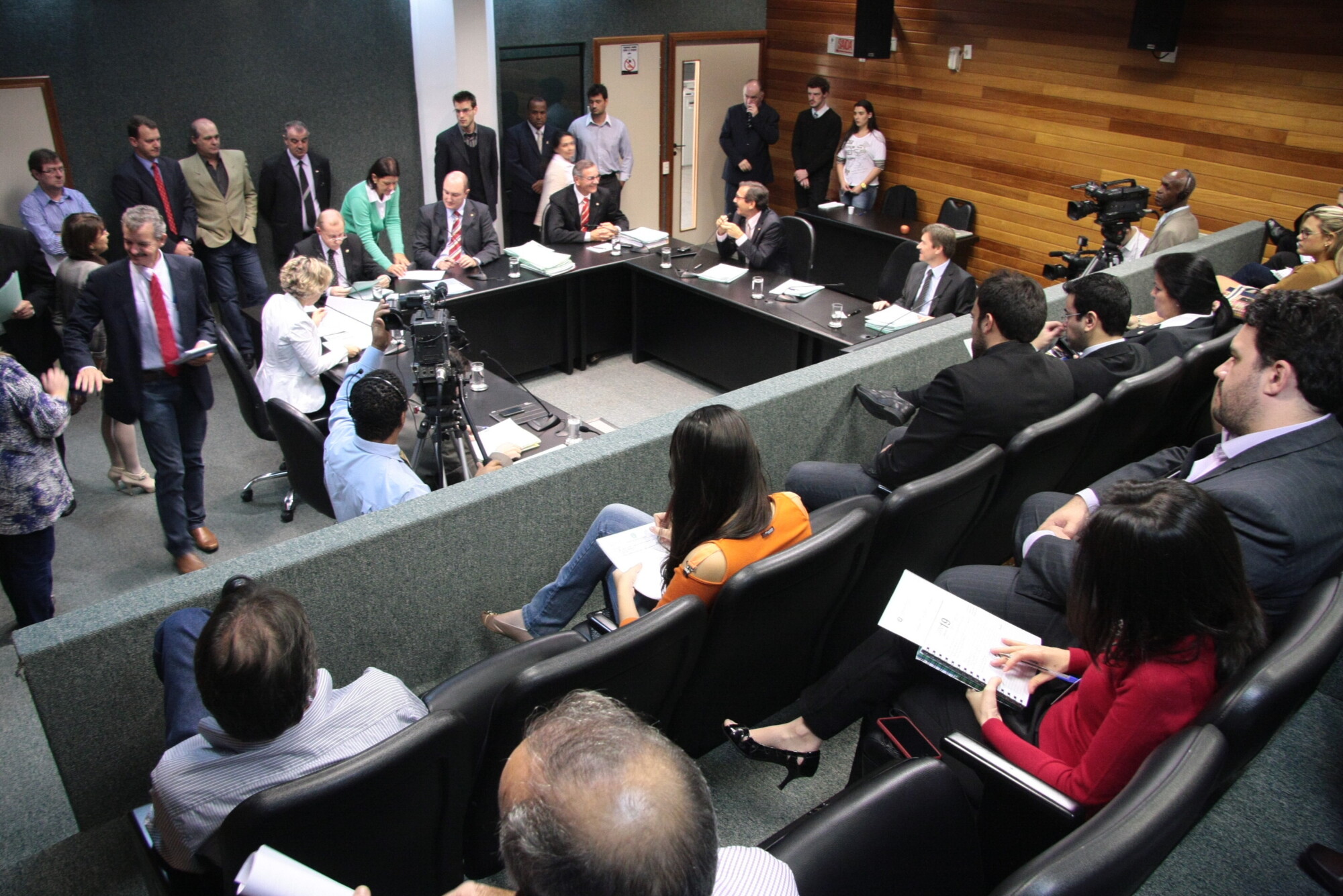 CCJ cria grupo de trabalho para acompanhar ampliações de reservas indígenas no estado