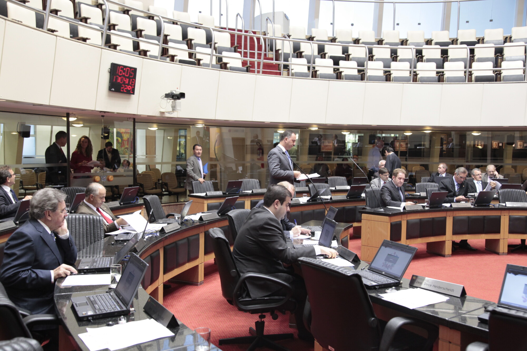Semana terá relatório institucional do Ministério Público e análise de vetos