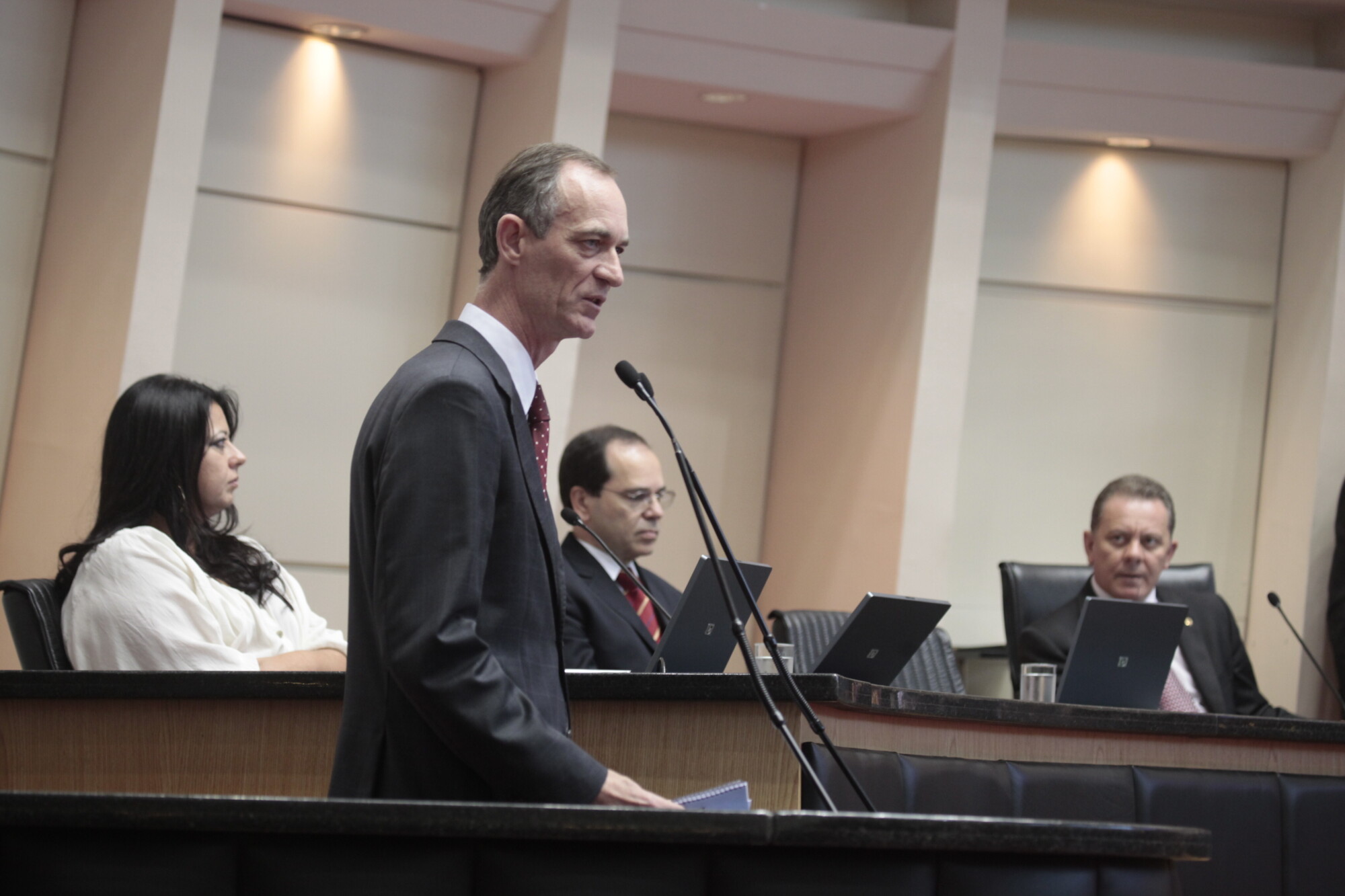MP apresenta relatório de gestão na Assembleia