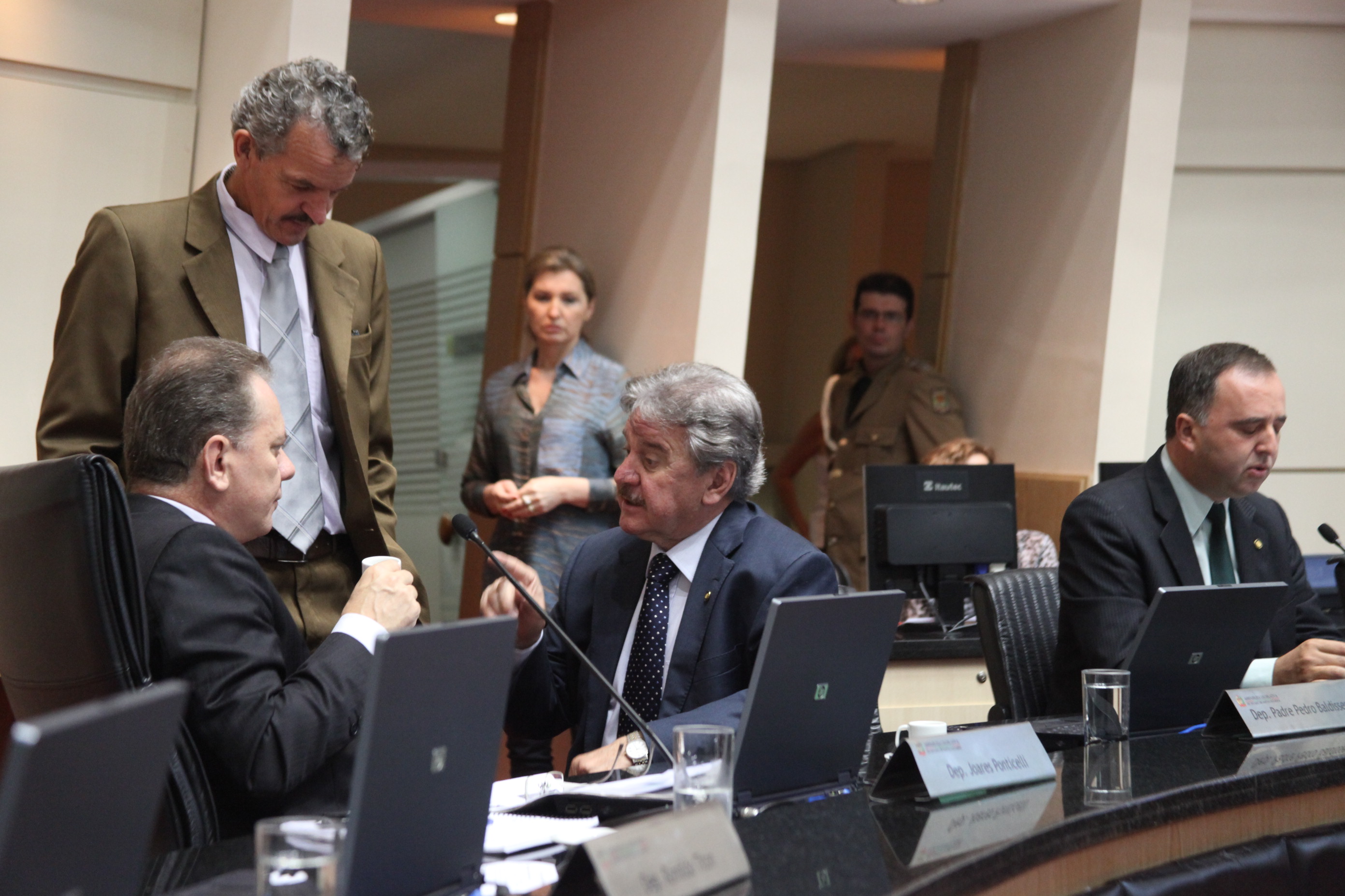 Sessão Ordinária - Plenário Osni Régis. Foto: Fábio Queiroz