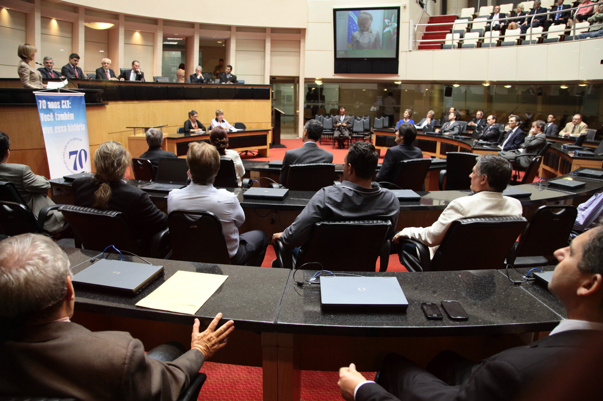 Legislativo celebra 70 anos da Consolidação das Leis do Trabalho