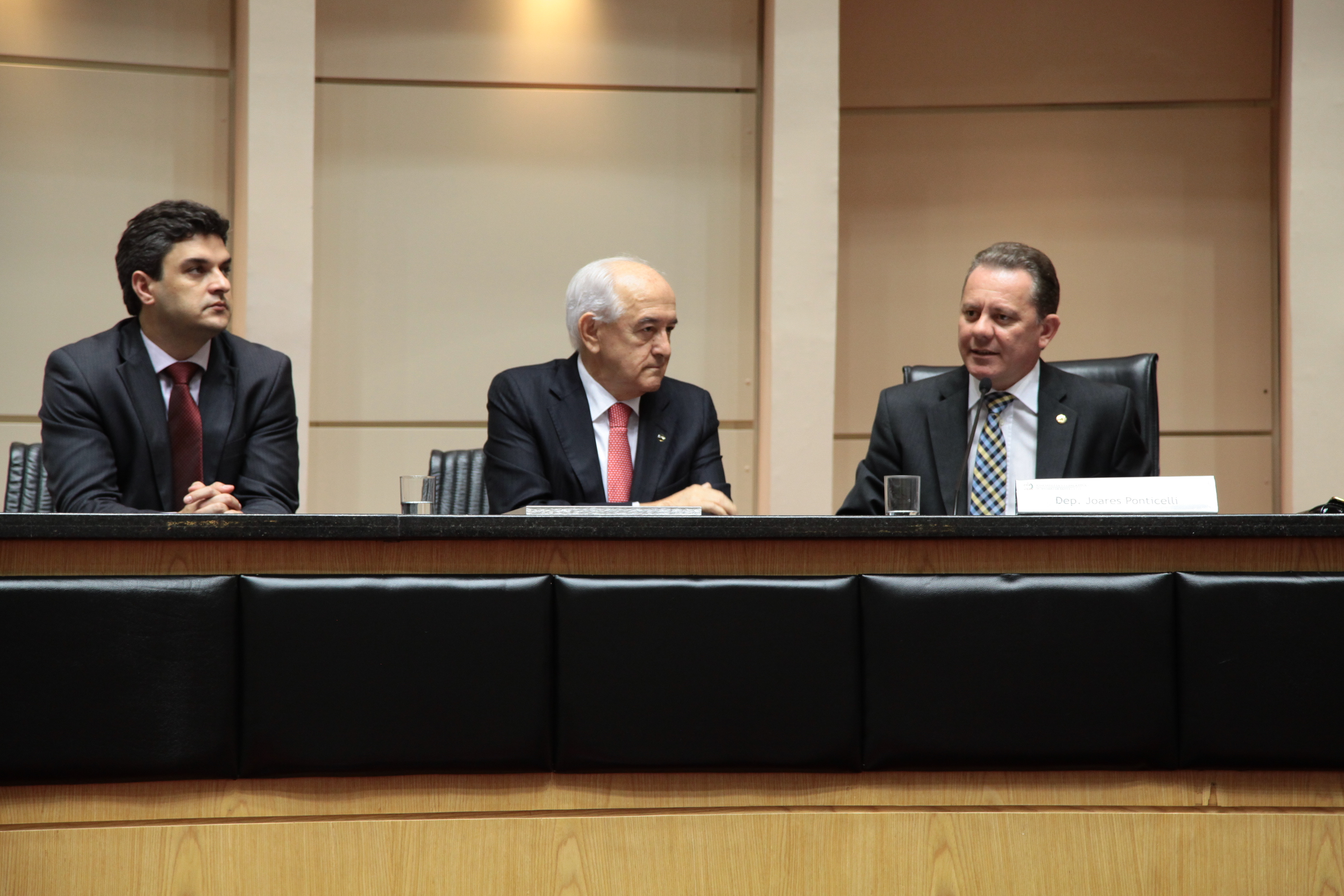 Sessão Especial em comemoração pelo transcurso dos 70 anos de edição do Decreto-lei 5.452, de 1° de maio de 1943 que aprovou a Consolidação das Leis do Trabalho - CLT. Foto: Miriam Zomer