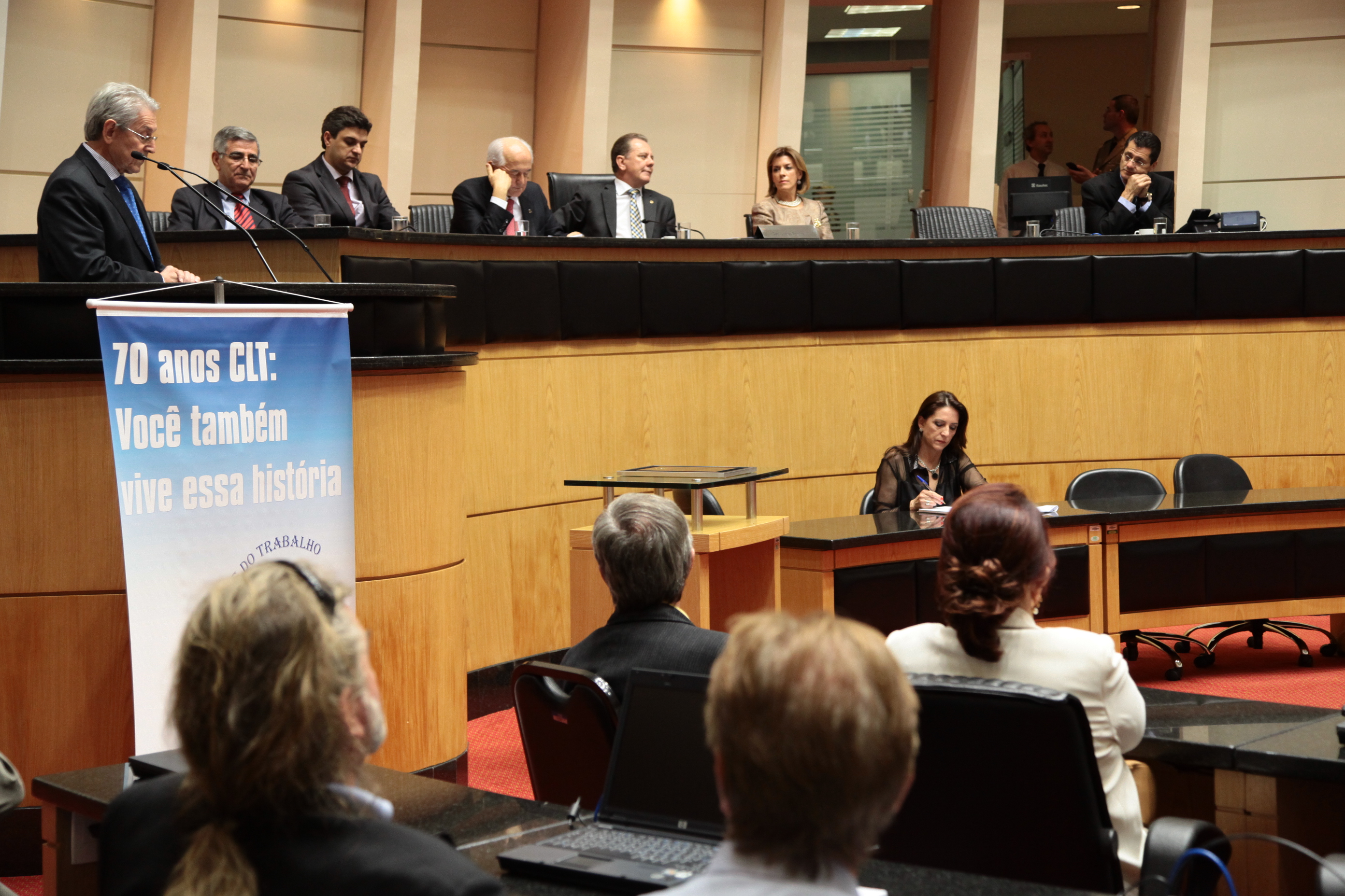 Sessão Especial em comemoração pelo transcurso dos 70 anos de edição do Decreto-lei 5.452, de 1° de maio de 1943 que aprovou a Consolidação das Leis do Trabalho - CLT. Foto: Miriam Zomer
