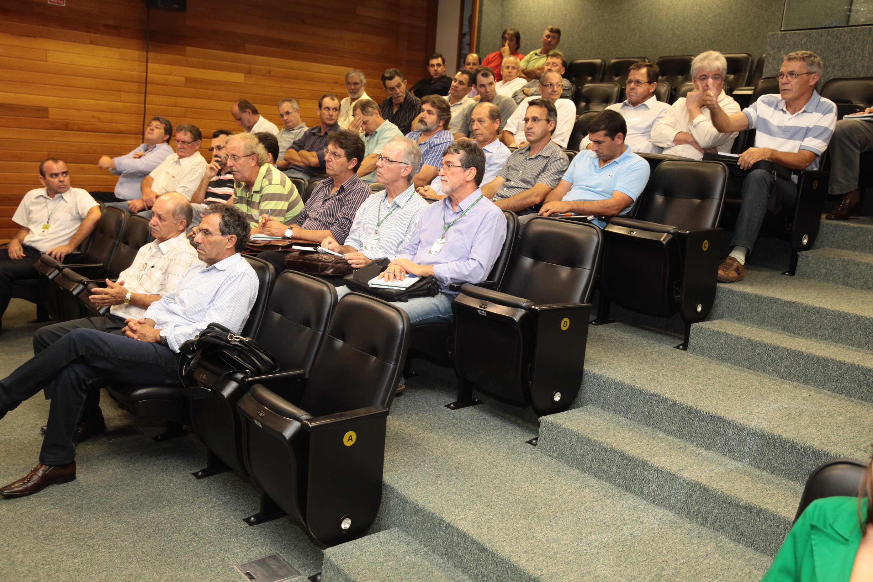 Reunião Ordinária da Câmara Setorial da Cadeia Produtiva do Arroz 2012/2014 e Cadeia Produtiva do Leite. Foto: Miriam Zomer