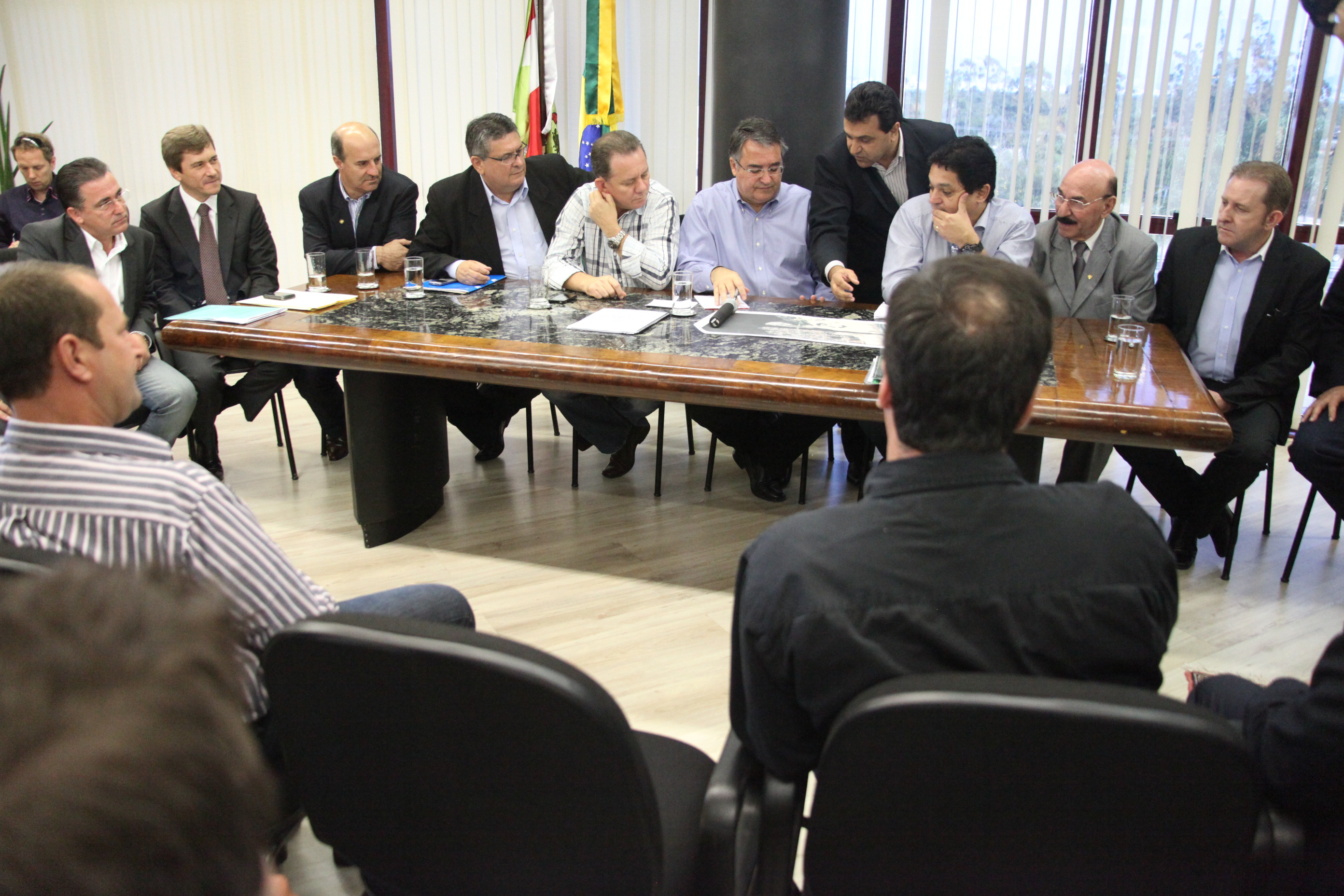 Reunião com o Governador no Centro Administrativo sobre o Desassoriamento da Barra do Camacho. Foto: Fábio Queiroz