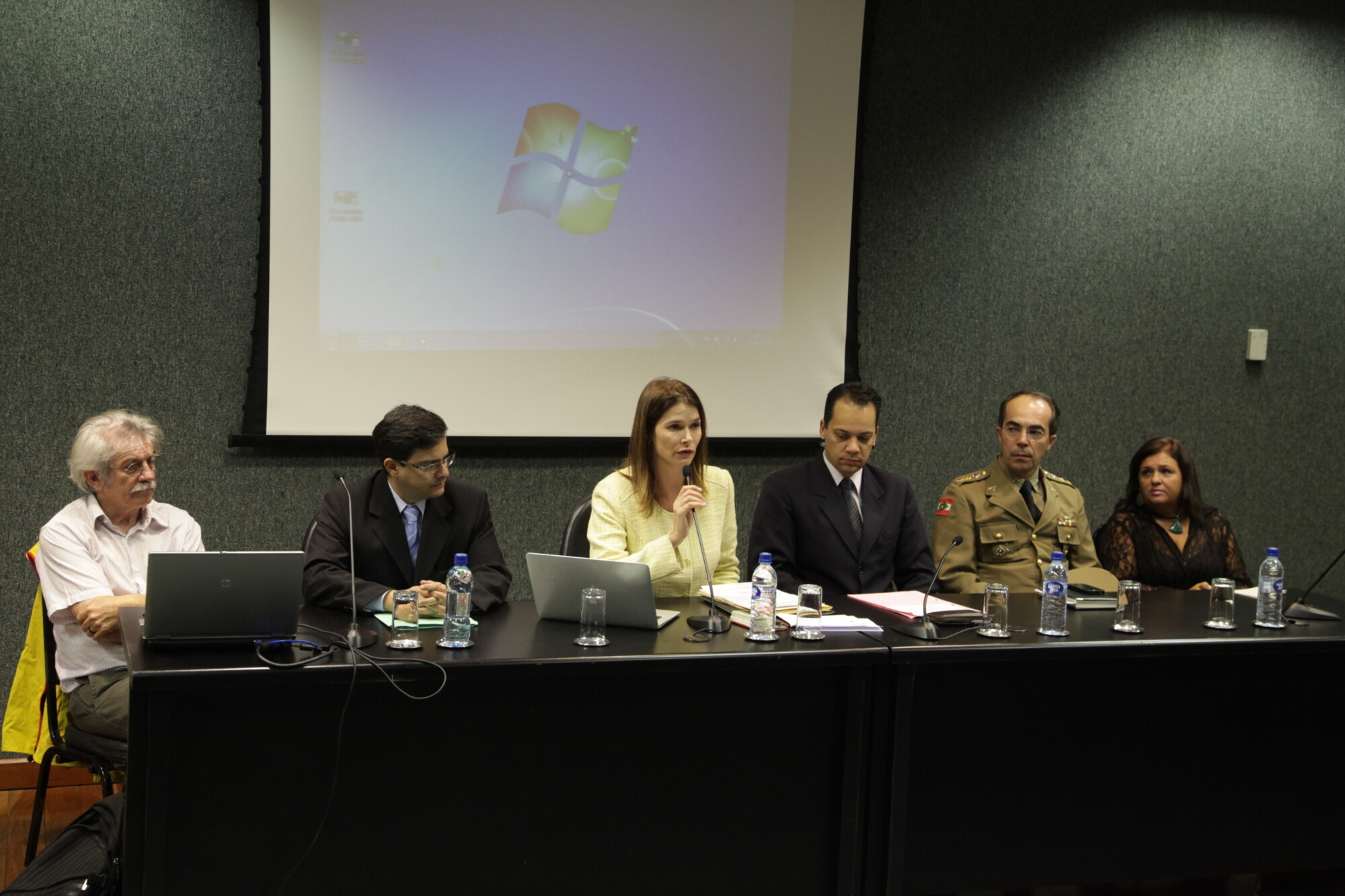 Deputados criam Frente Parlamentar de Combate à Violência