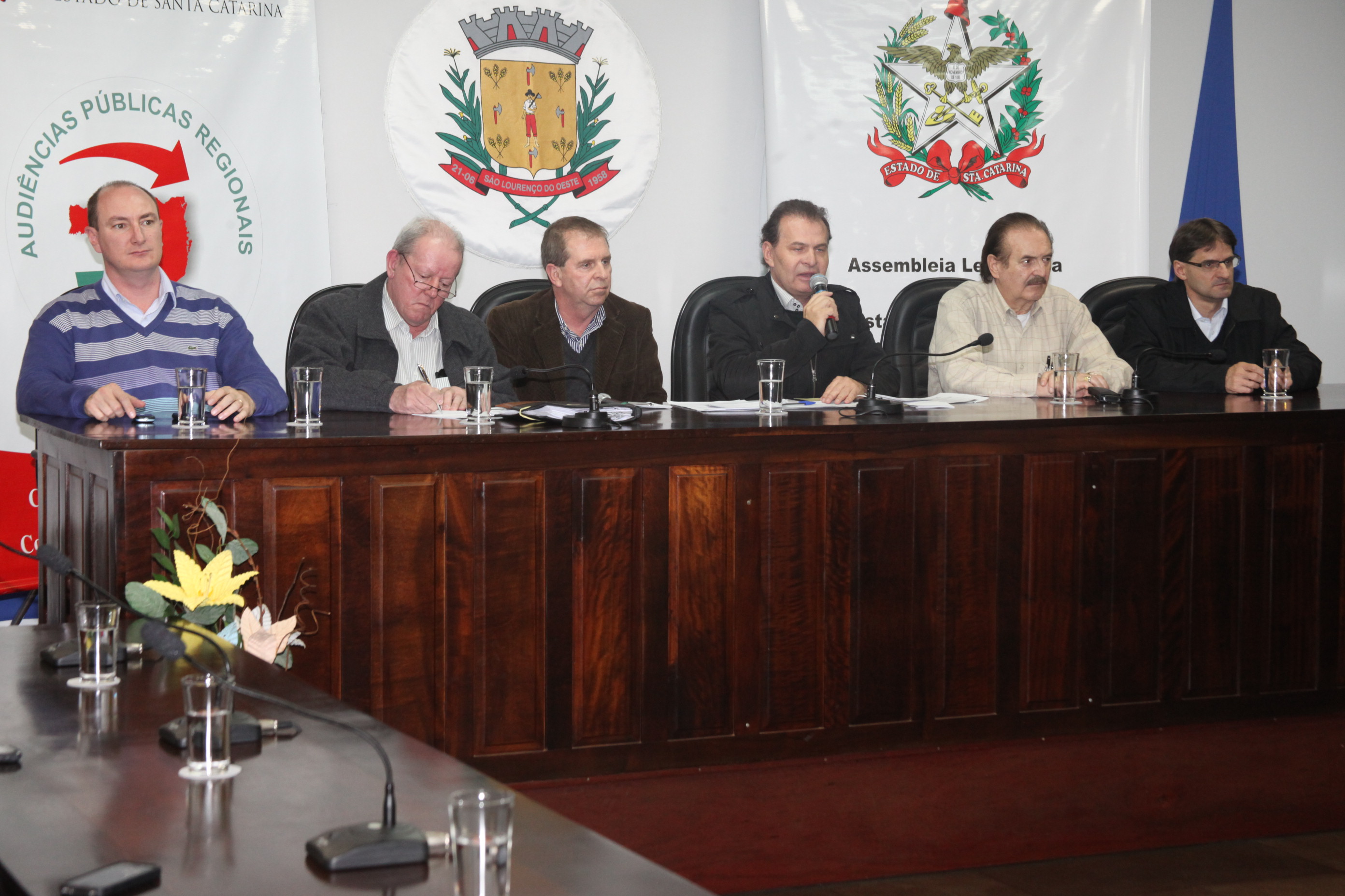 São Lourenço do Oeste sedia a quarta audiência pública do Orçamento Regionalizado 2013. Foto: Fábio Queiroz