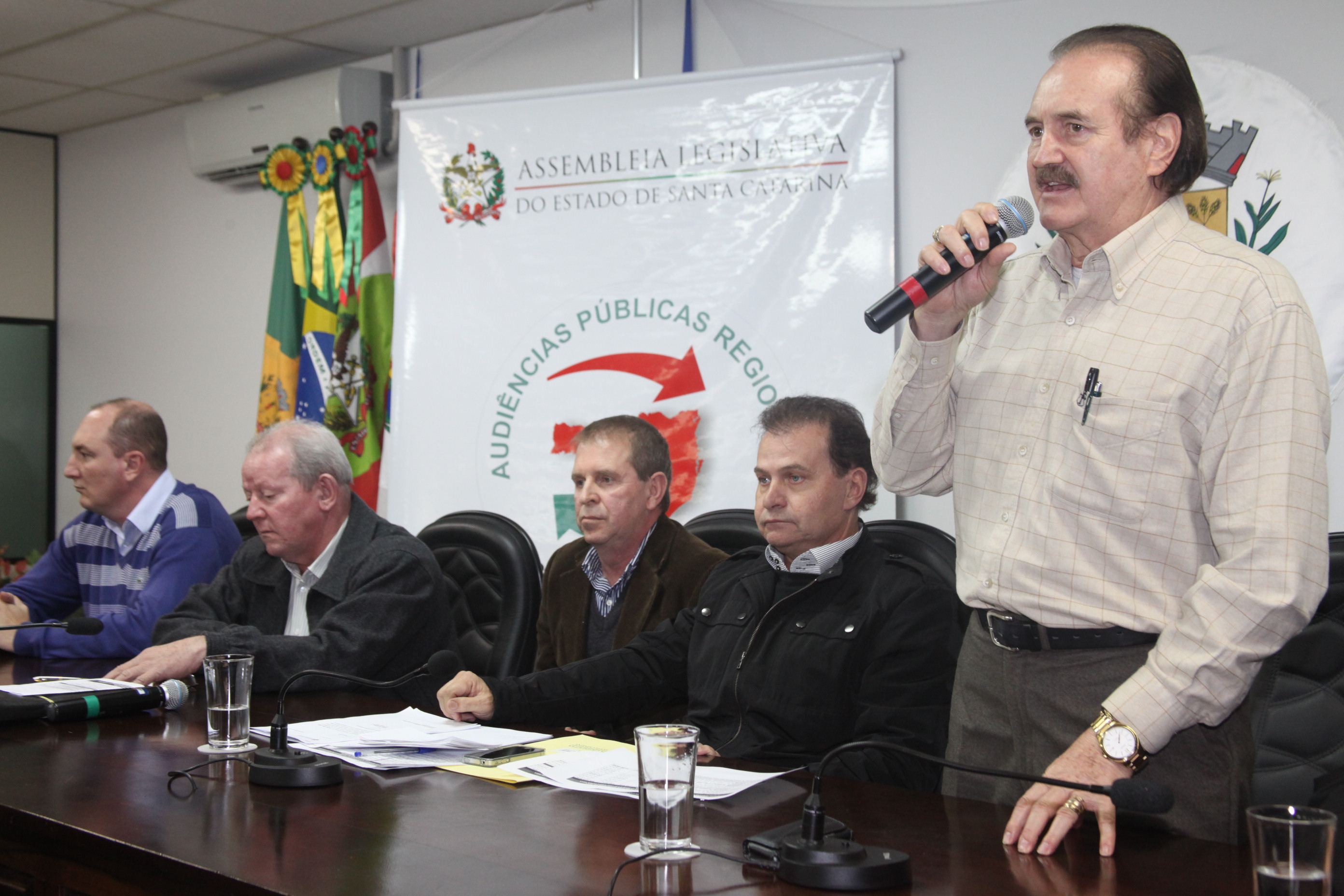 São Lourenço do Oeste sedia a quarta audiência pública do Orçamento Regionalizado 2013. Foto: Fábio Queiroz