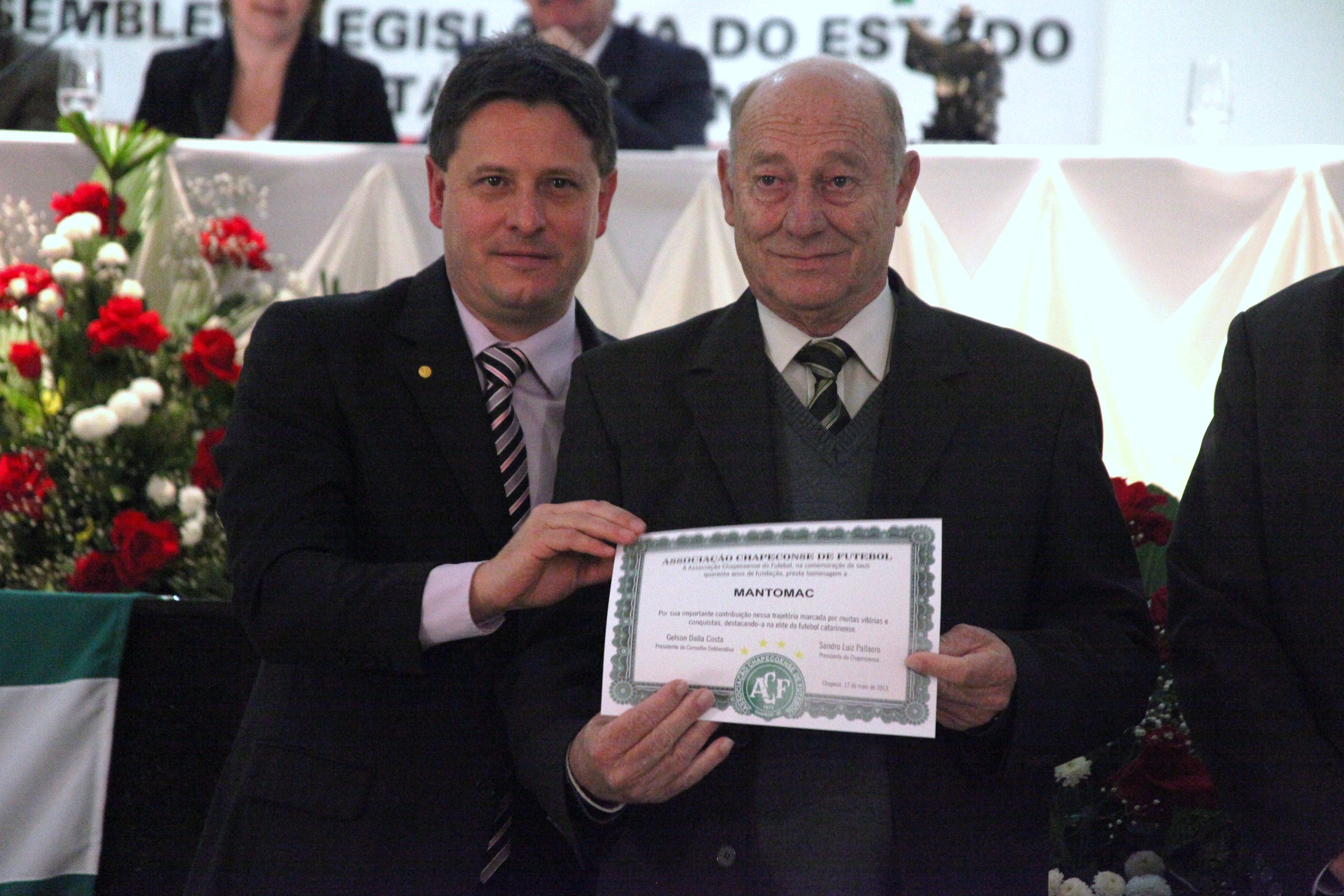 Parlamento homenageia a Chapecoense pelos seus 40 anos de história. Foto: Fábio Queiroz