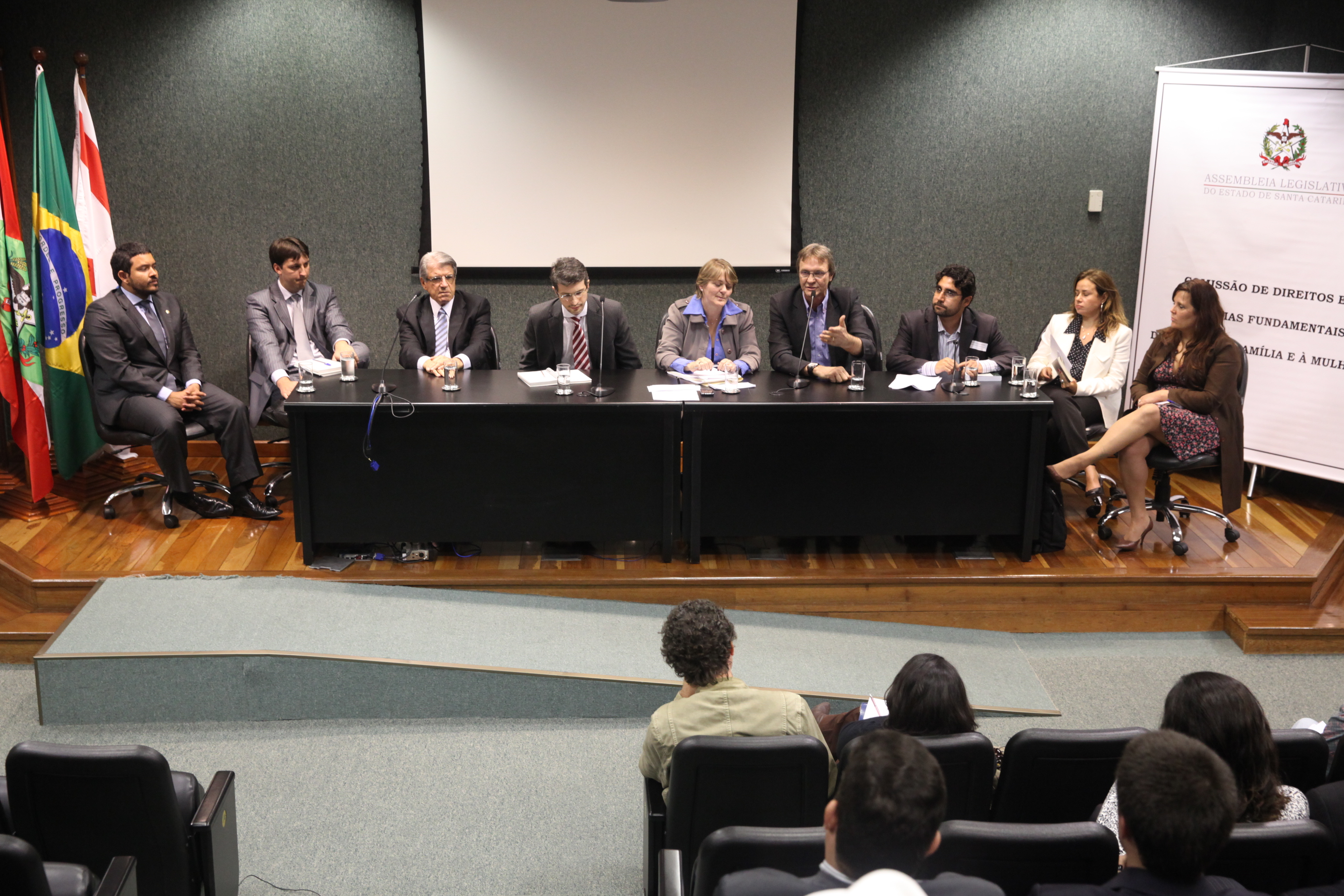 Audiência Pública para avaliar e debater o primeiro mês de trabalho da Defensoria Pública de Santa Catarina. Foto: Miriam Zomer