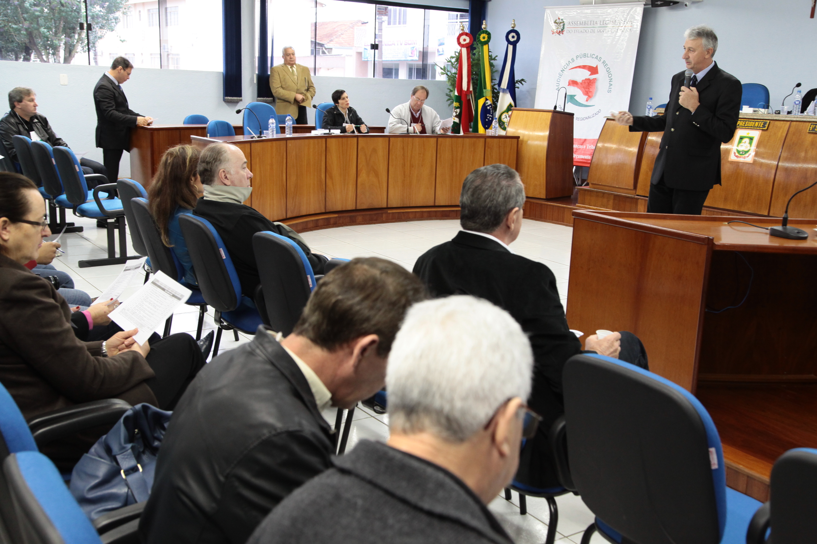 Audiência Pública Regional sobre a Lei de Diretrizes Orçamentárias (LDO) 2013 e Lei Orçamentária Anual (LOA) 2014, na cidade de Campos Novos.  Fotos: Miriam Zomer