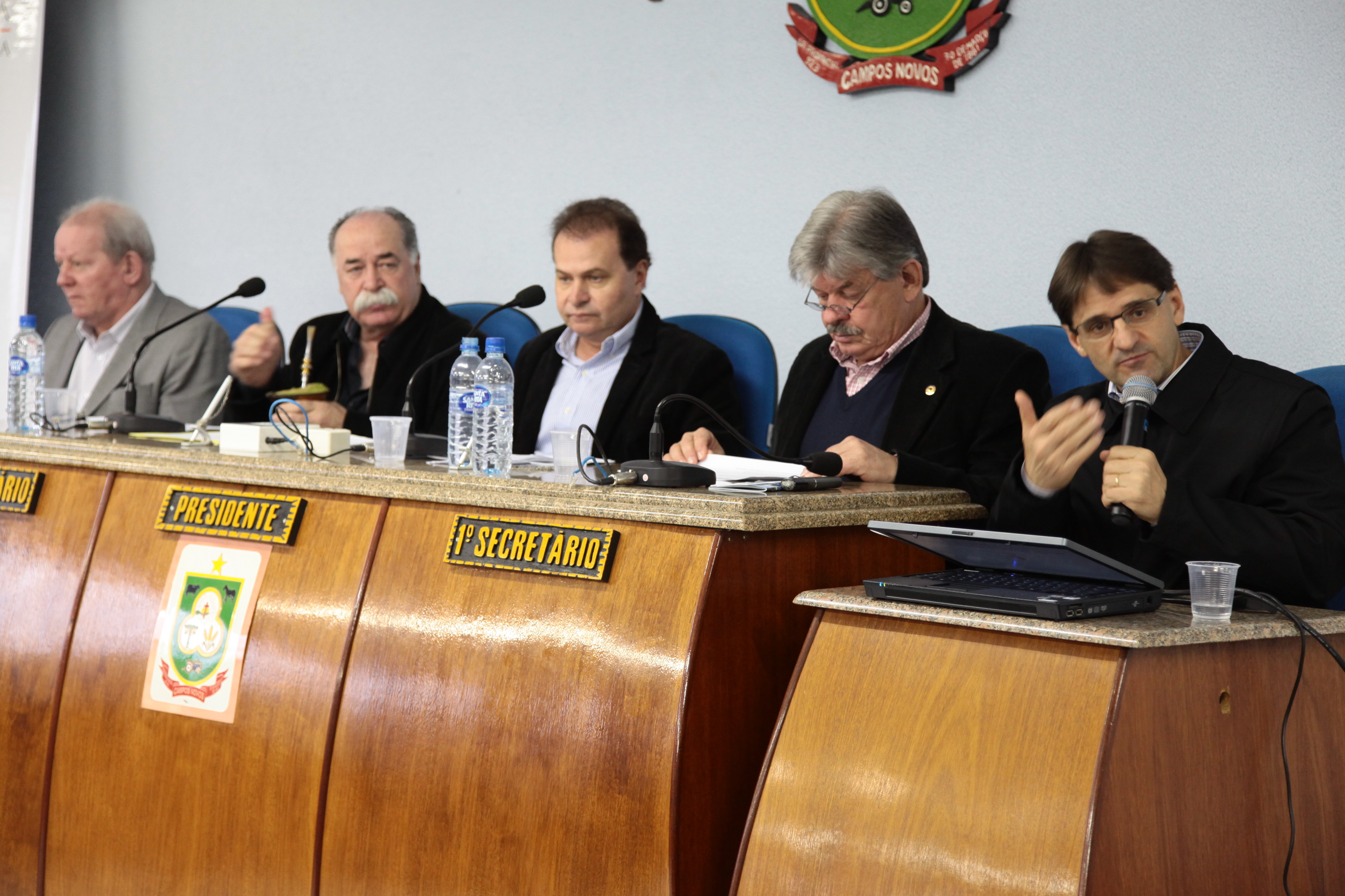 Audiência Pública Regional sobre a Lei de Diretrizes Orçamentárias (LDO) 2013 e Lei Orçamentária Anual (LOA) 2014, na cidade de Campos Novos.  Fotos: Miriam Zomer