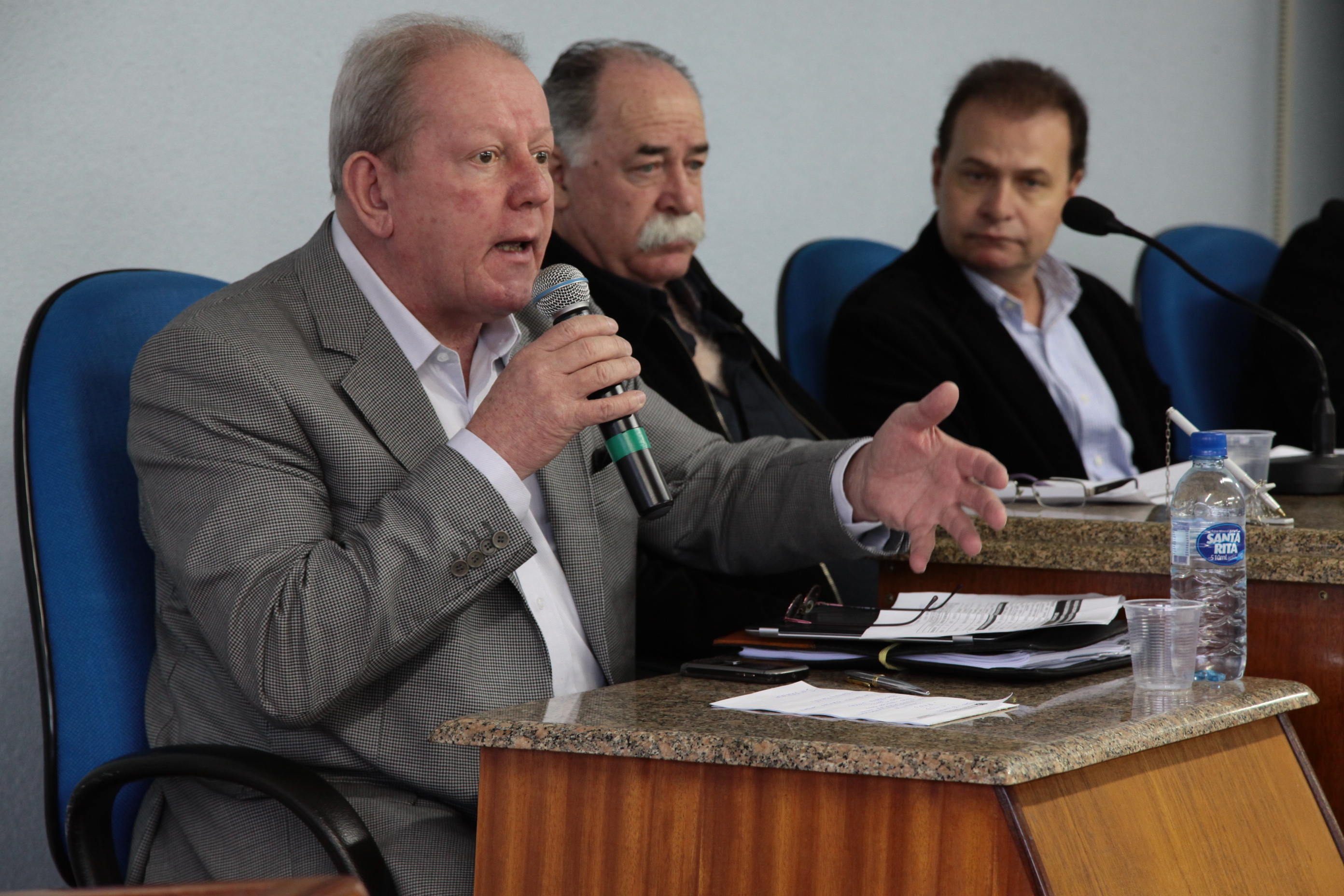 Audiência Pública Regional sobre a Lei de Diretrizes Orçamentárias (LDO) 2013 e Lei Orçamentária Anual (LOA) 2014, na cidade de Campos Novos.  Fotos: Miriam Zomer