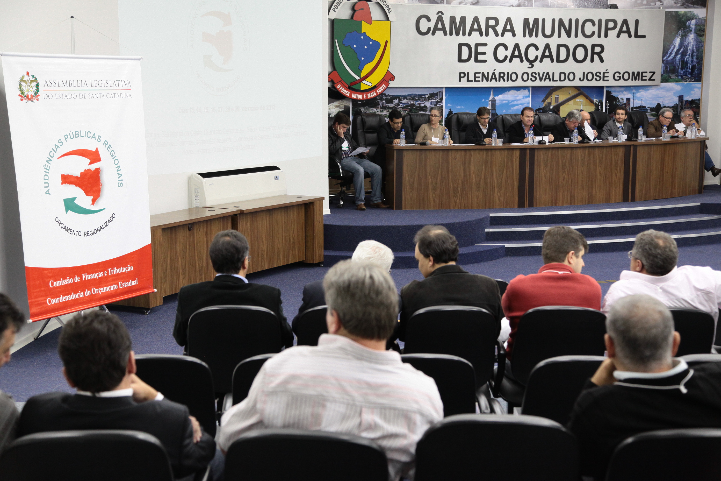 Audiência Pública Regional sobre a Lei de Diretrizes Orçamentárias (LDO) 2013 e Lei Orçamentária Anual (LOA) 2014, na cidade de Caçador. Foto: Miriam Zomer
