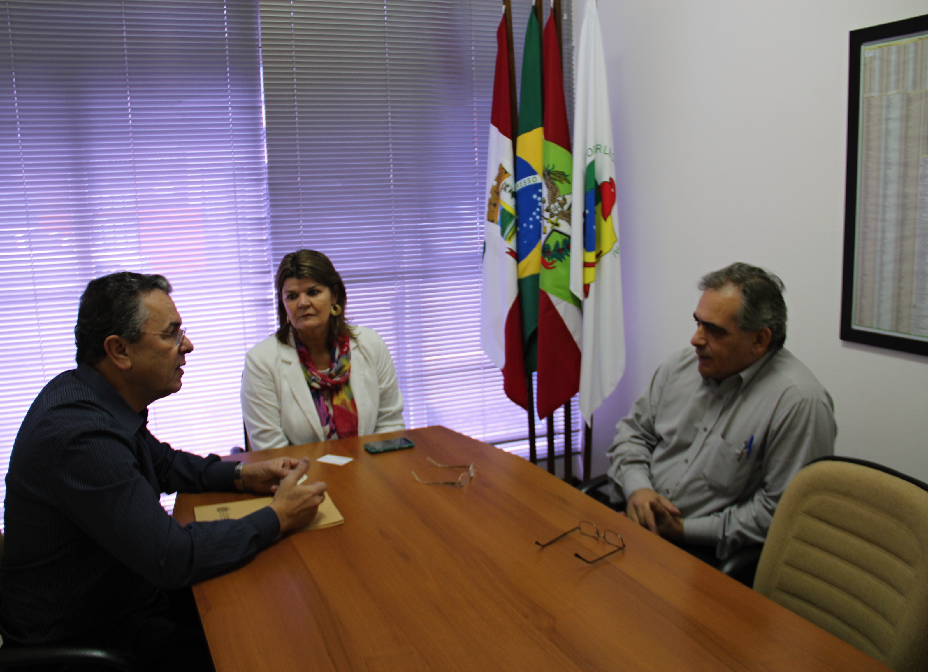 Audiência Pública Regional sobre a Lei de Diretrizes Orçamentárias (LDO) 2013 e Lei Orçamentária Anual (LOA) 2014, na cidade de Caçador. Foto: Miriam Zomer