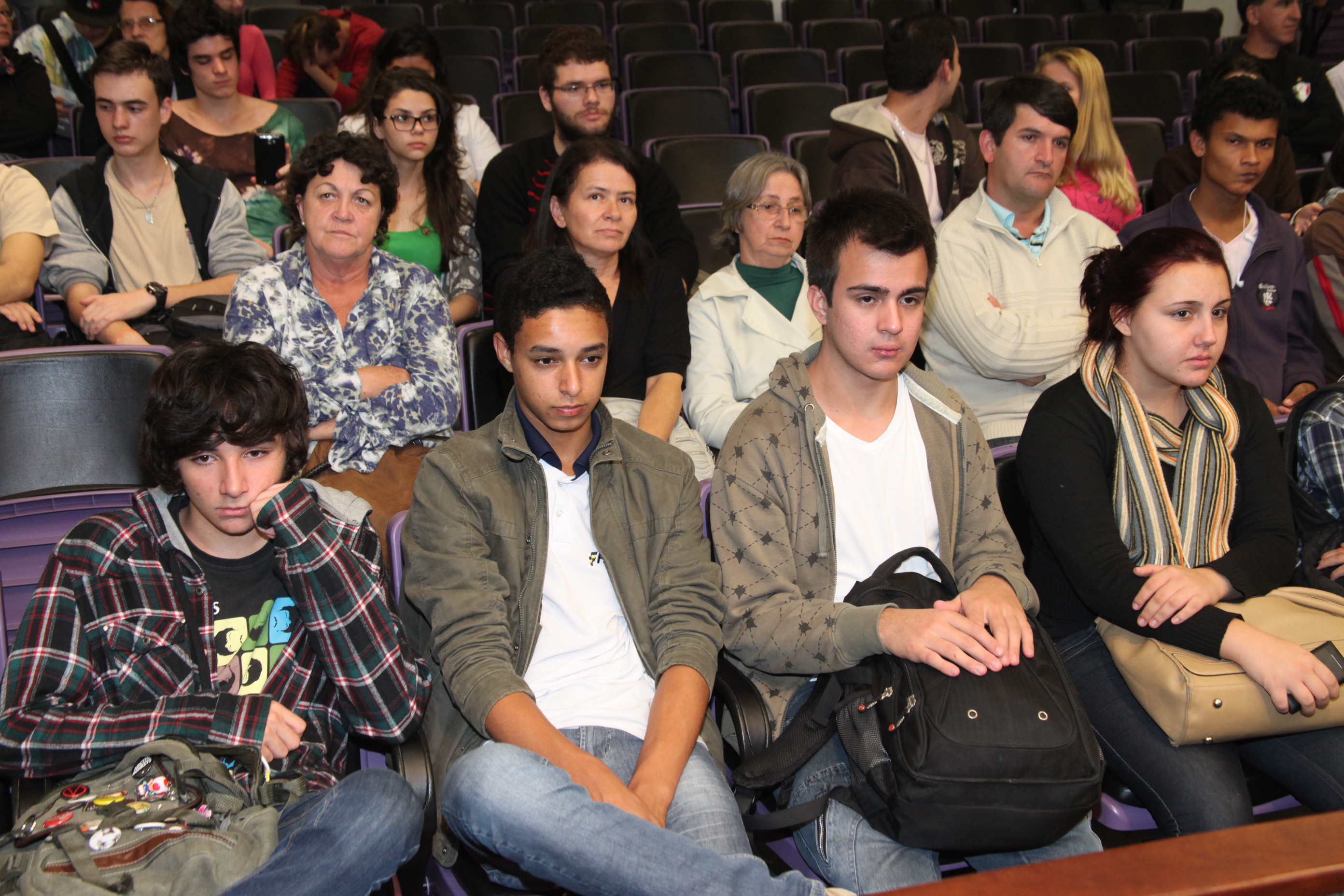 Comissão de Educação promove Audiência Pública em Joinville para discutir a Reenturmação. Foto: Fábio Queiroz