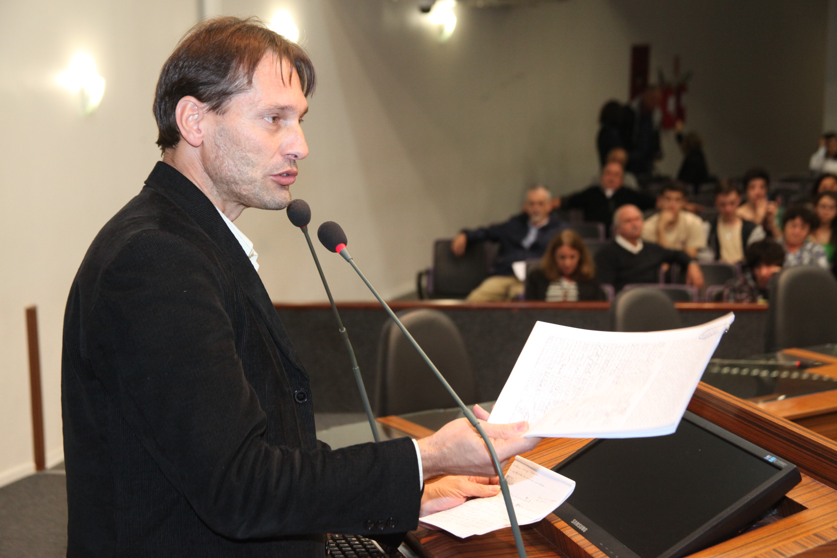 Comissão de Educação promove Audiência Pública em Joinville para discutir a Reenturmação. Foto: Fábio Queiroz