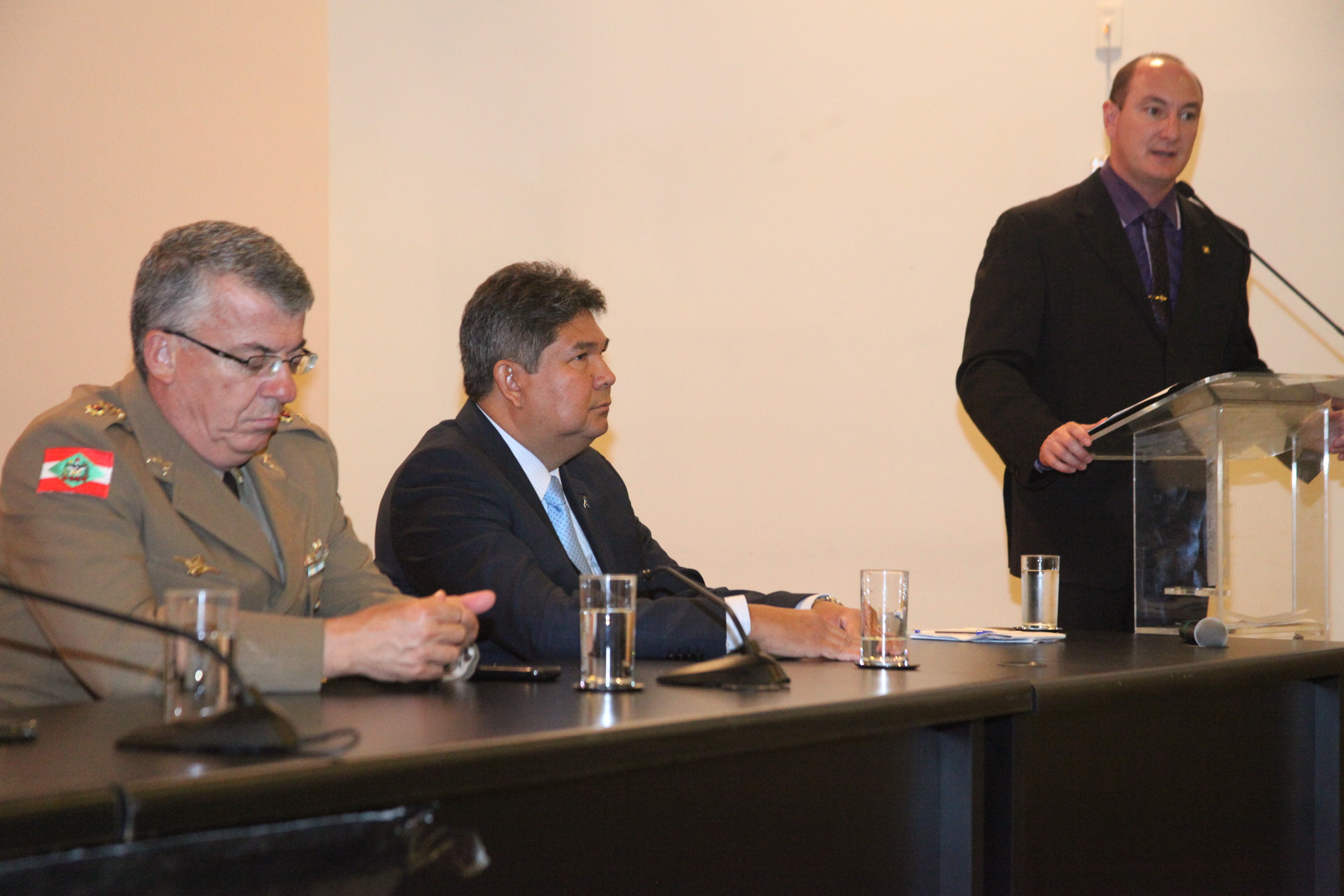 Posse da nova diretoria do Sindicato dos Policiais Civis de Santa Catarina. Foto: Fábio Queiroz