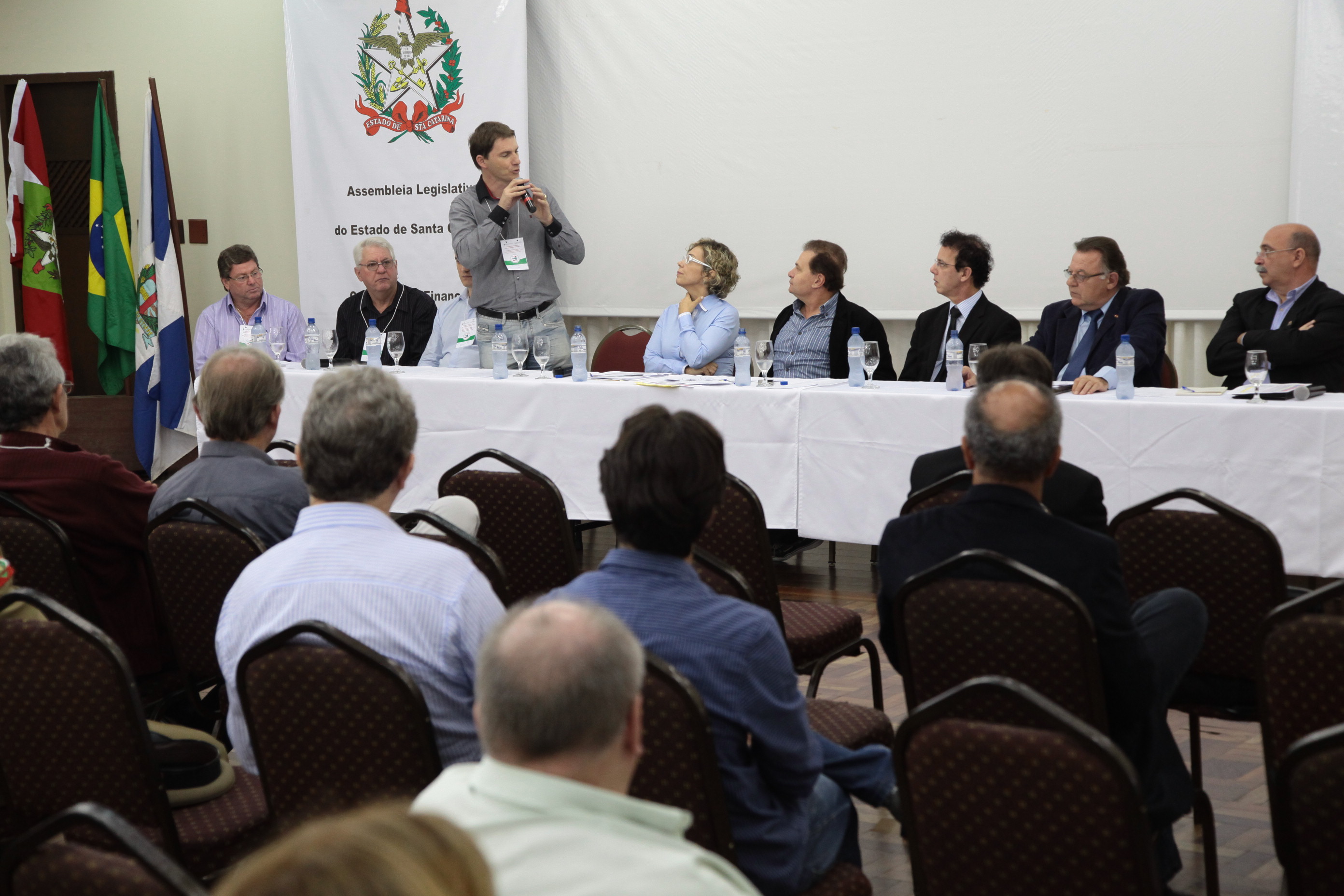 Audiência Pública do Orçamento Regionalizado em Timbó. Foto: Miriam Zomer