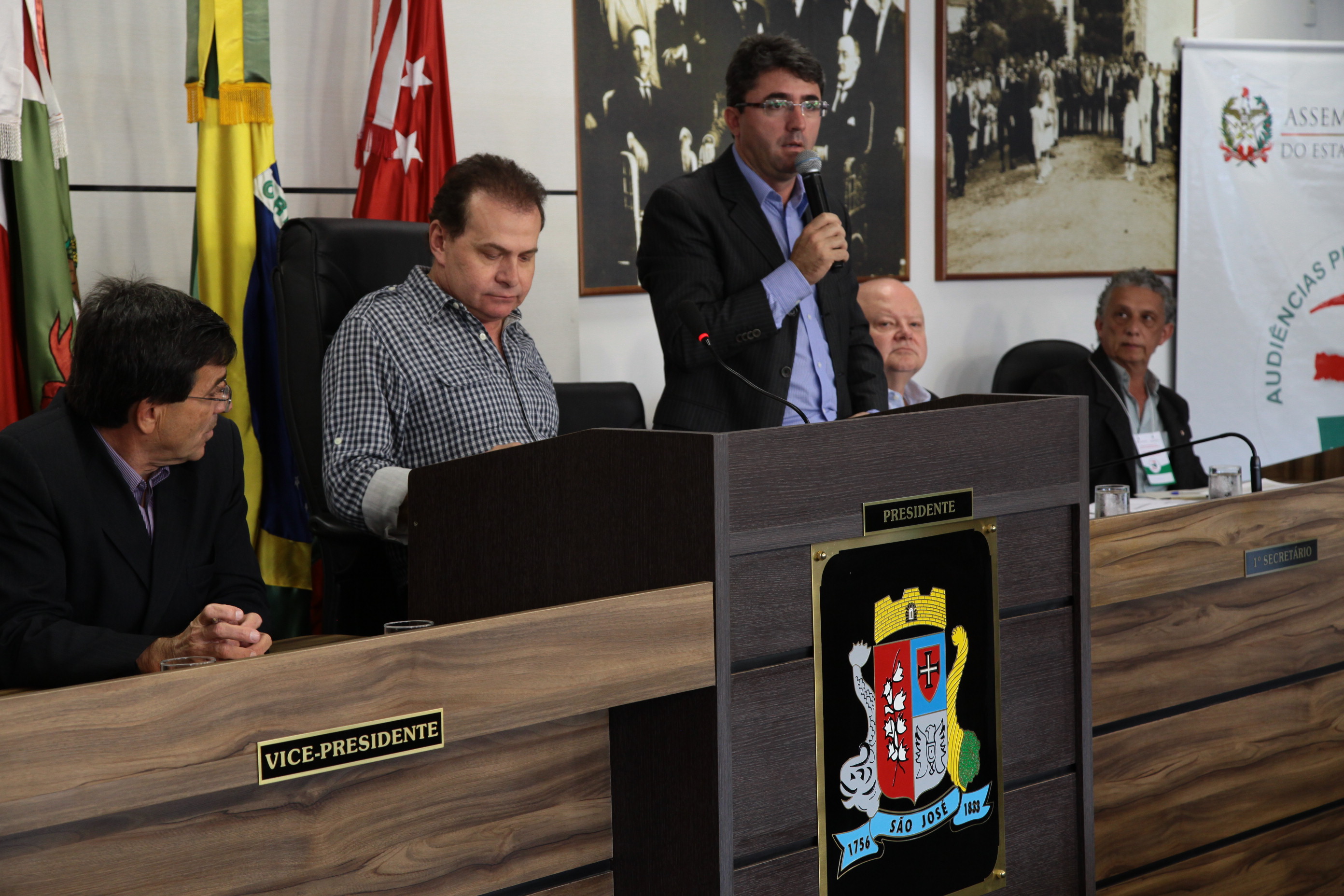 Audiência Pública do Orçamento Regionalizado em São José. Foto: Miriam Zomer