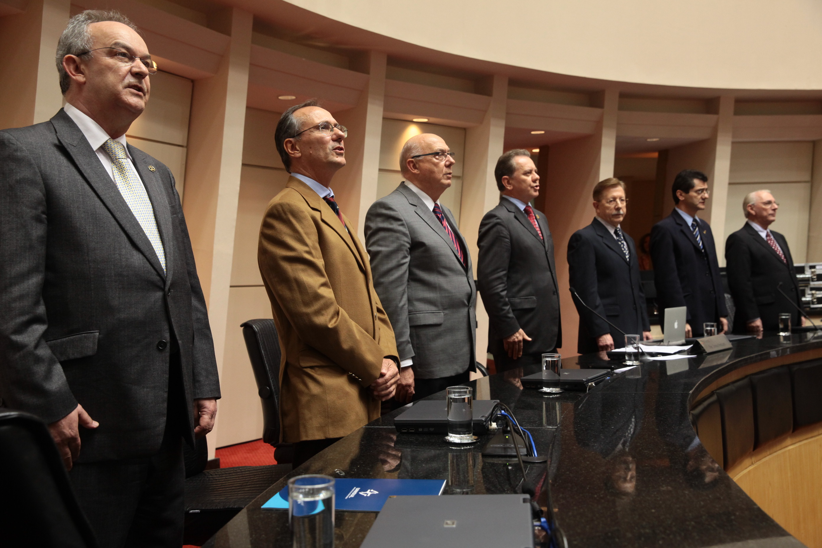Sessão Especial em homenagem aos médicos Marcos Ghizoni e Jayme Bertelli. Foto: Miriam Zomer